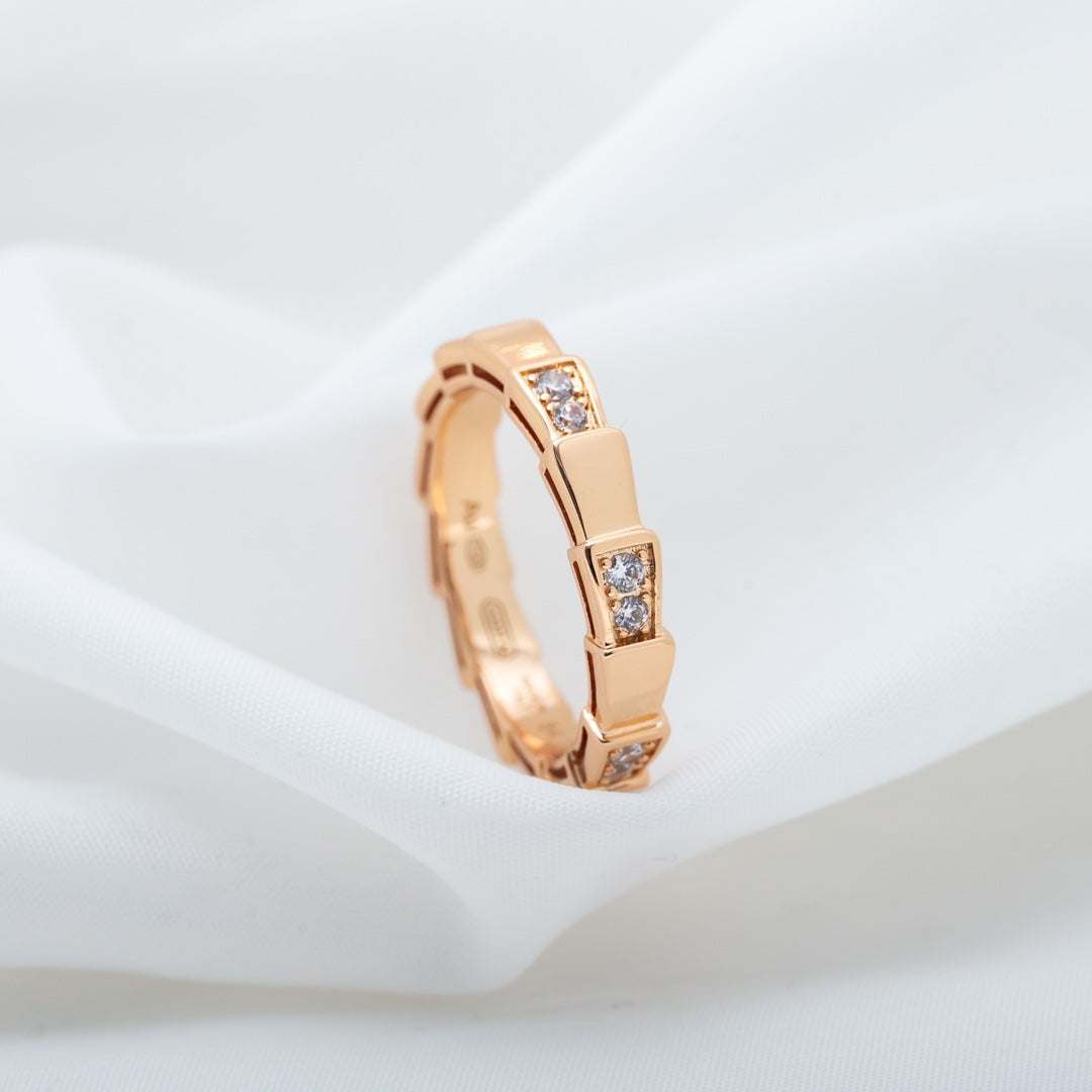 DIANA SERPENTI RING PINK GOLD 3MM