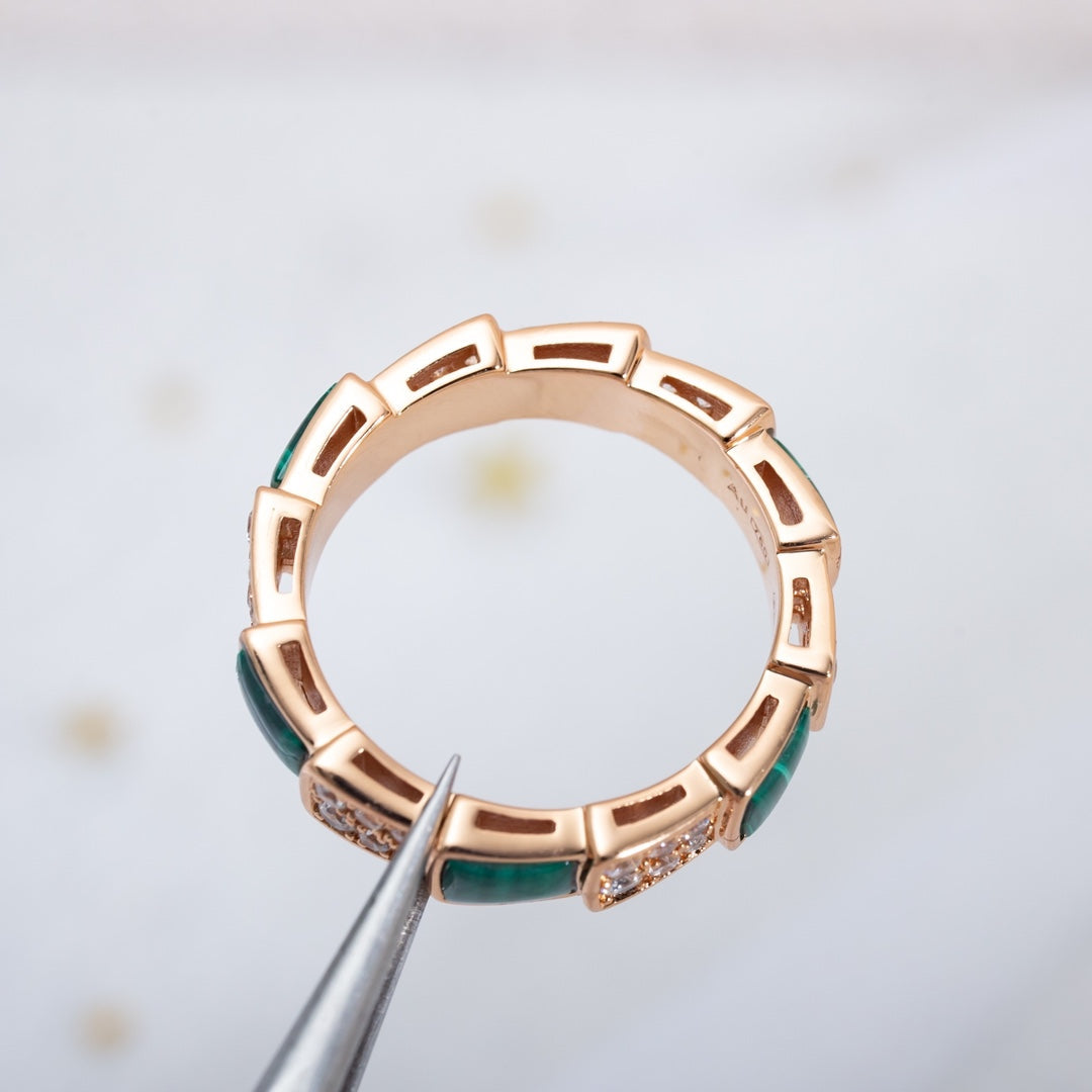 DIANA SERPENTI RING PINK GOLD MALACHITE DIAMOND PAVED 4MM