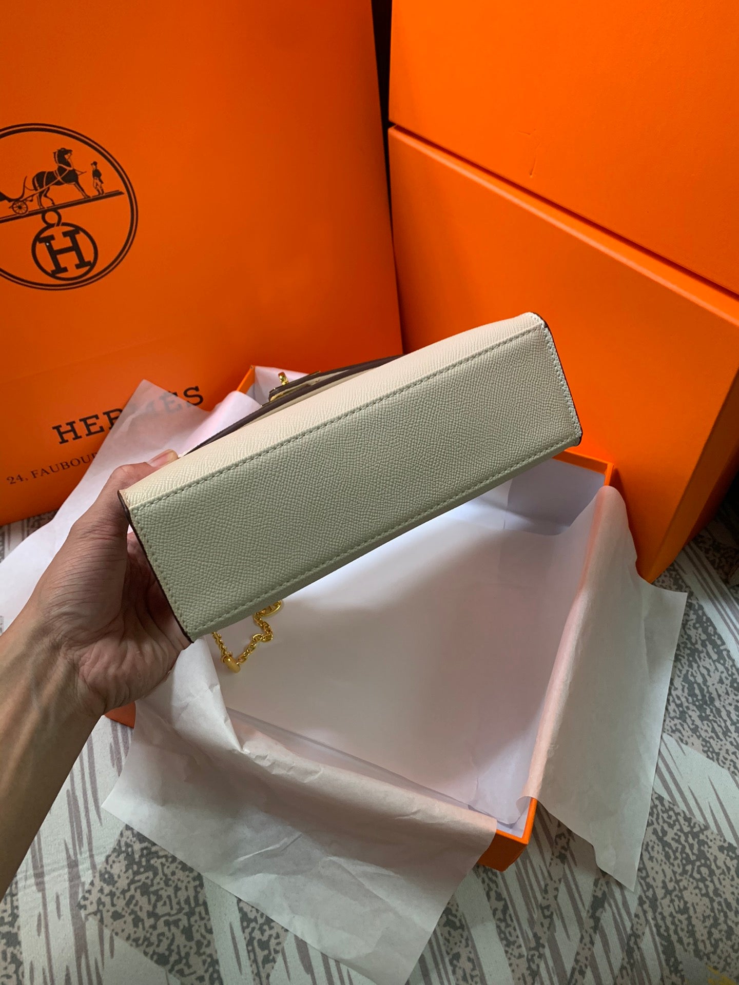 HM KELLY MINI POCHETTE 22 CREAM EPSOM