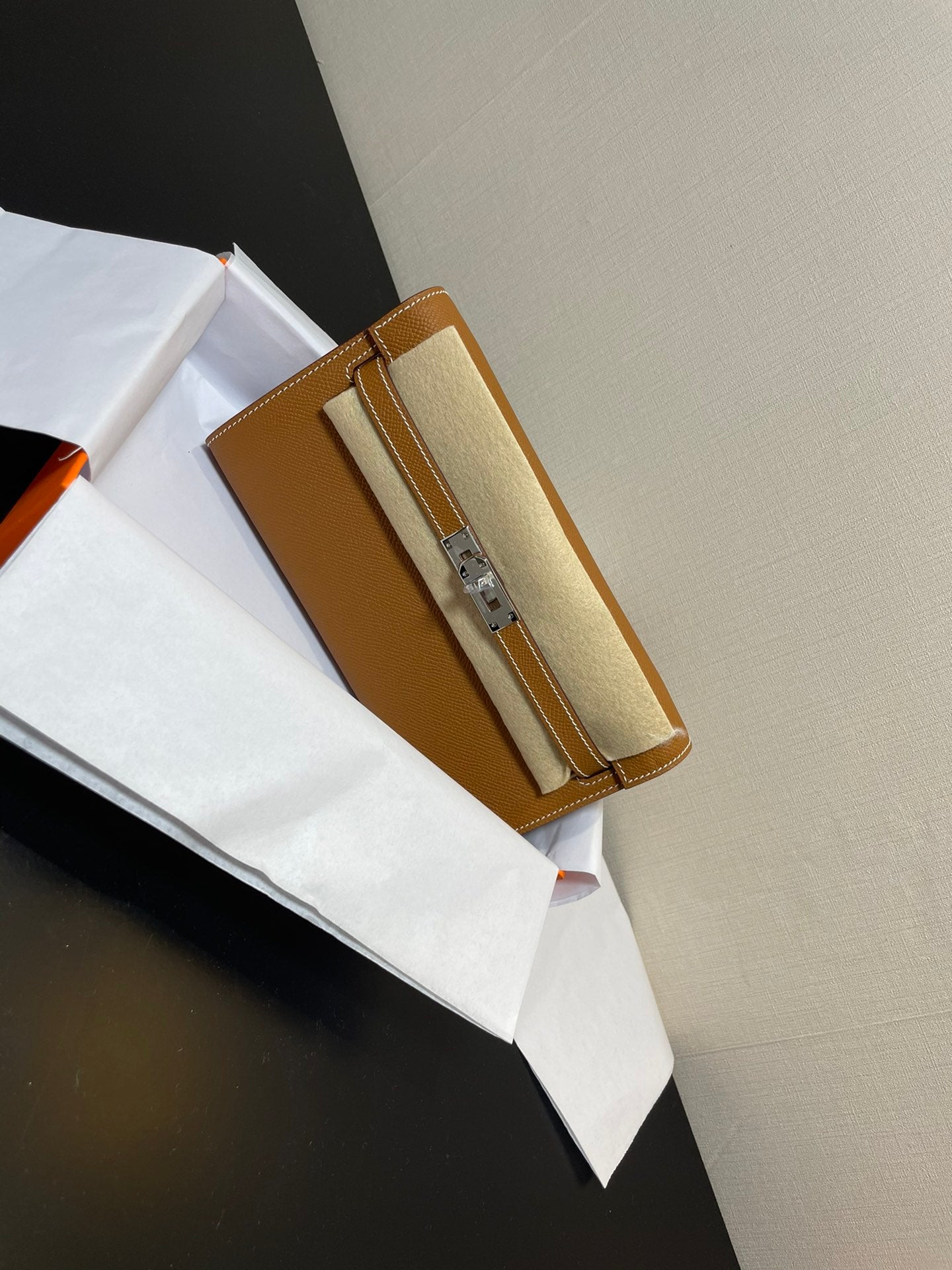 kelly woc 20.5 gold epsom silver hardware