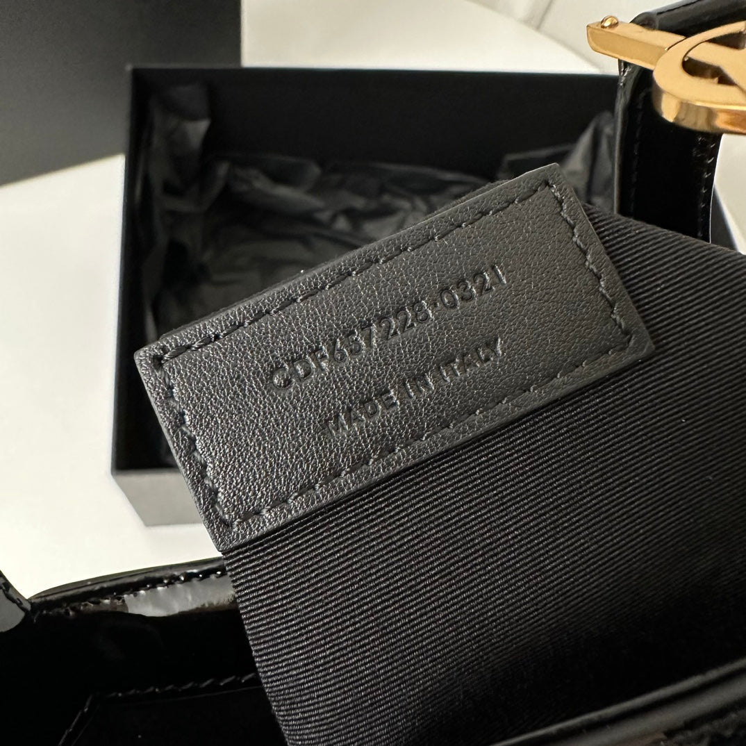 Le 5 a 7 24 Black Shiny Lambskin Ghw