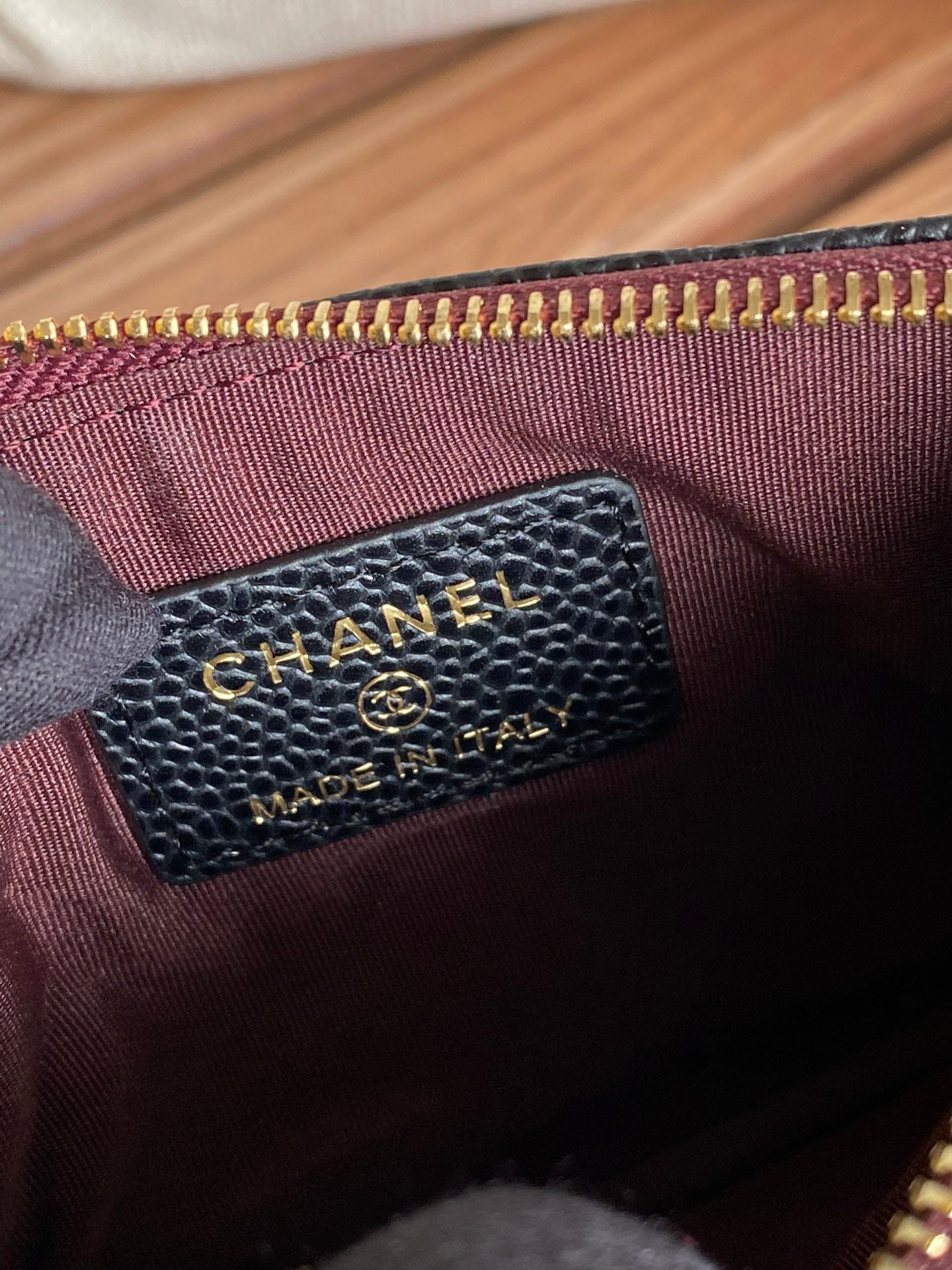 cc zipped wallet 15 black caviar gold hardware