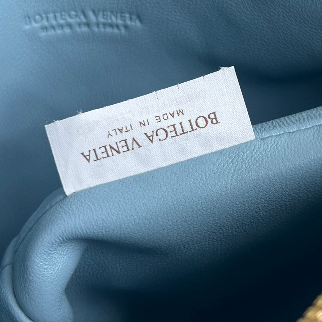 WALLACE 22 BAG TIFFANY BLUE CALFSKIN