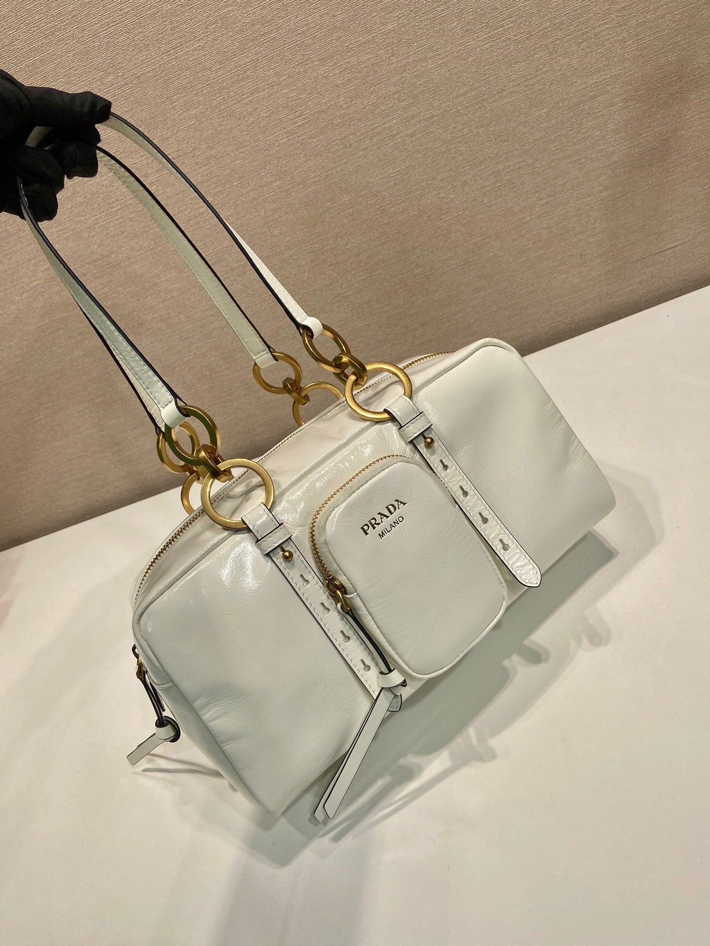 LARGE RECTANGULAR BAG 30 IN WHITE OIL WAX LAMBSKIN GOLD HARDWARE