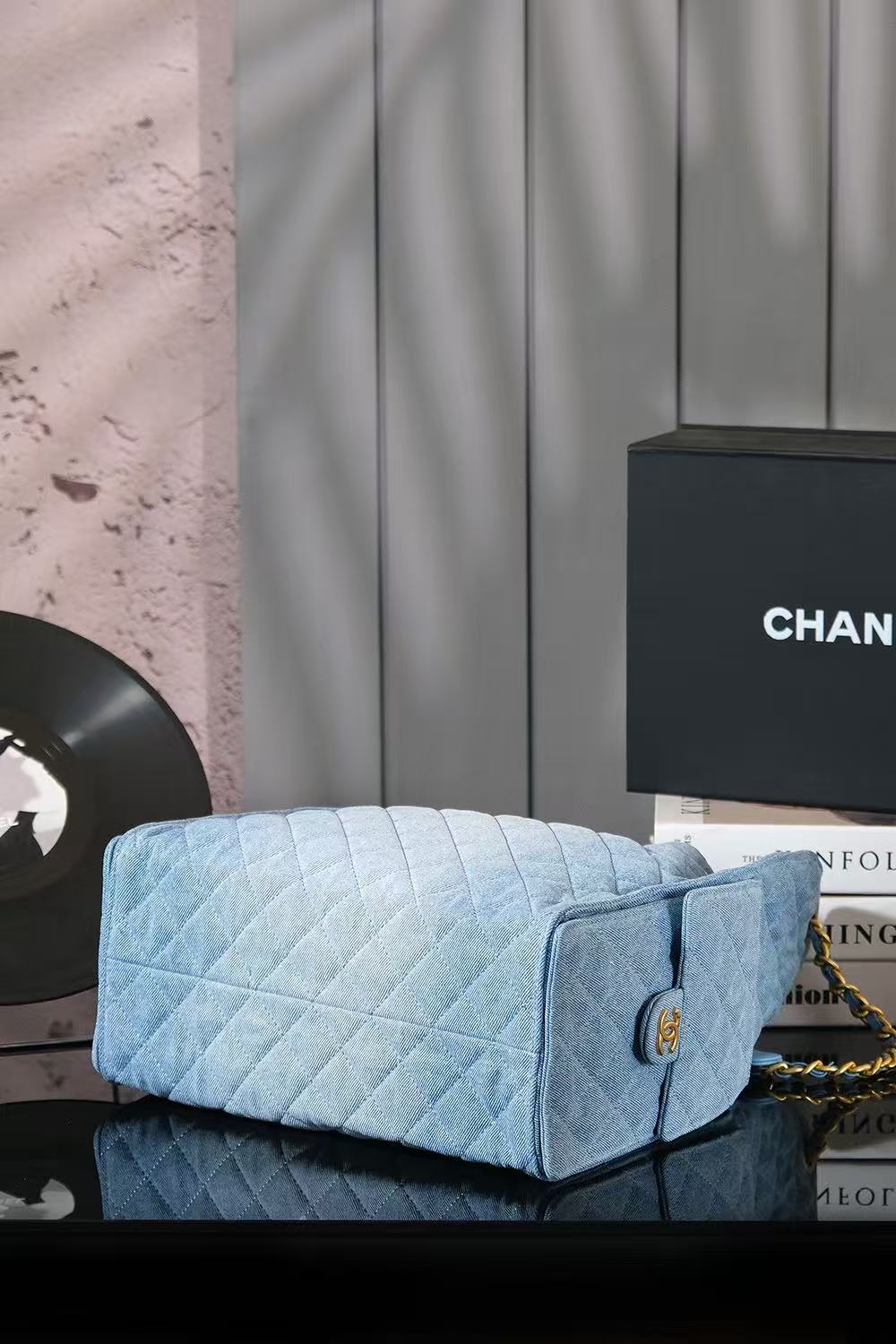 CC 25C Hobo Bags 40cm Light Blue Denim