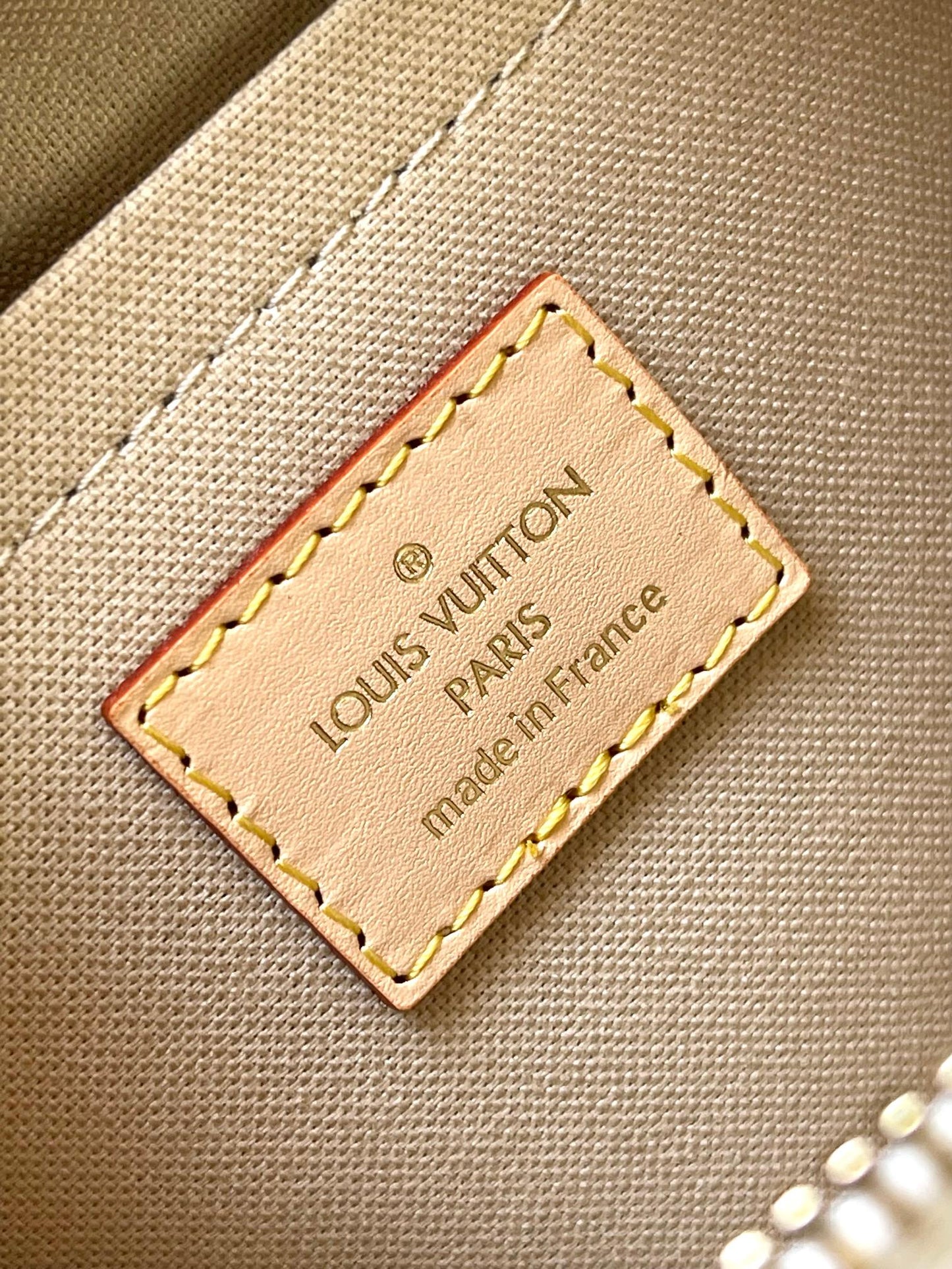 SPEEDY BANDOULI¨¨RE 20 IN WHITE MONOGRAM JACQUARD AND BEIGE CALFSKIN TRIM