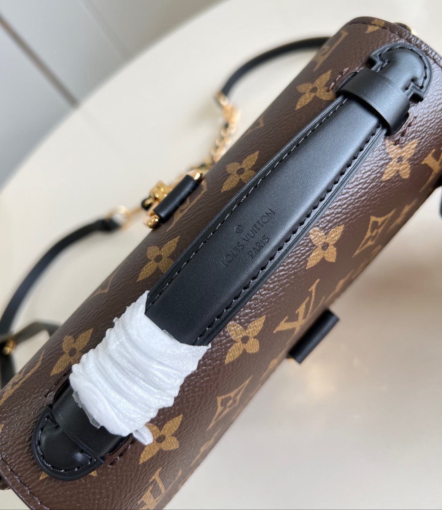 POCHETTE M¨¦TIS 20 IN BROWN MONOGRAM AND MONOGRAM REVERSE CANVAS GOLD BUCKLE