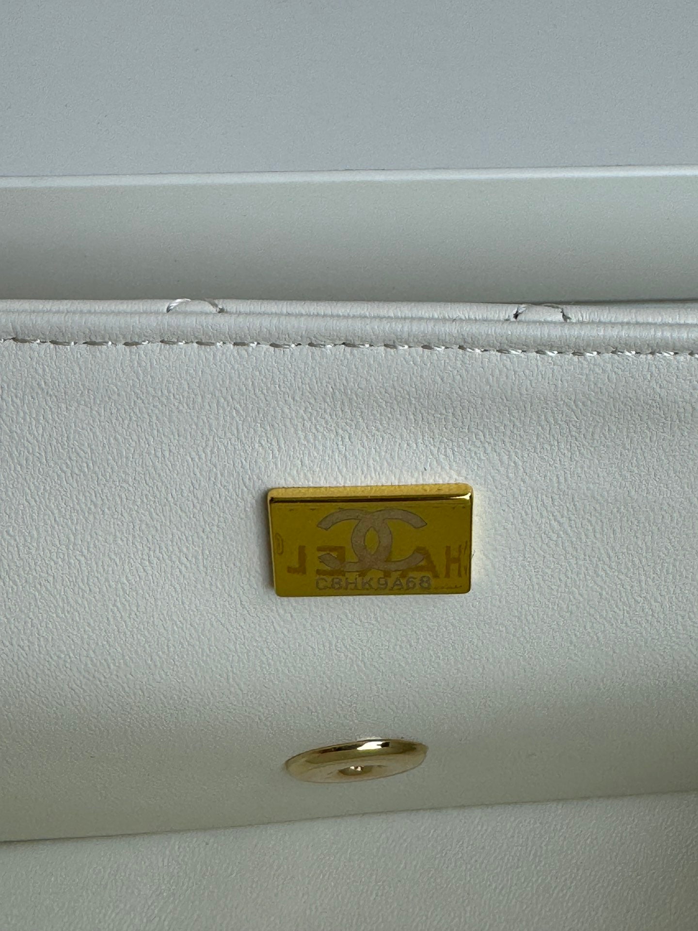 24c mini flap bag 20cm with top handle white lambskin