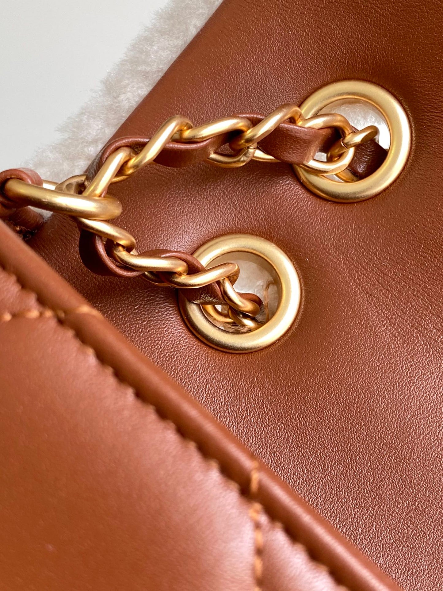 Flap Bag Small 23cm White Brown Sherling Lambskin Gold Hardware