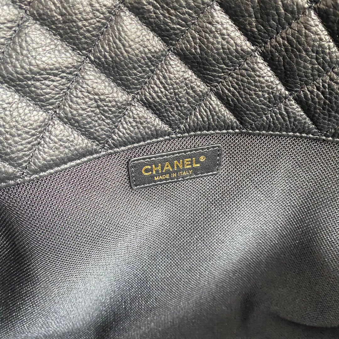 FLAP BAG 46CM GOLD HARDWARE BLACK CALFSKIN