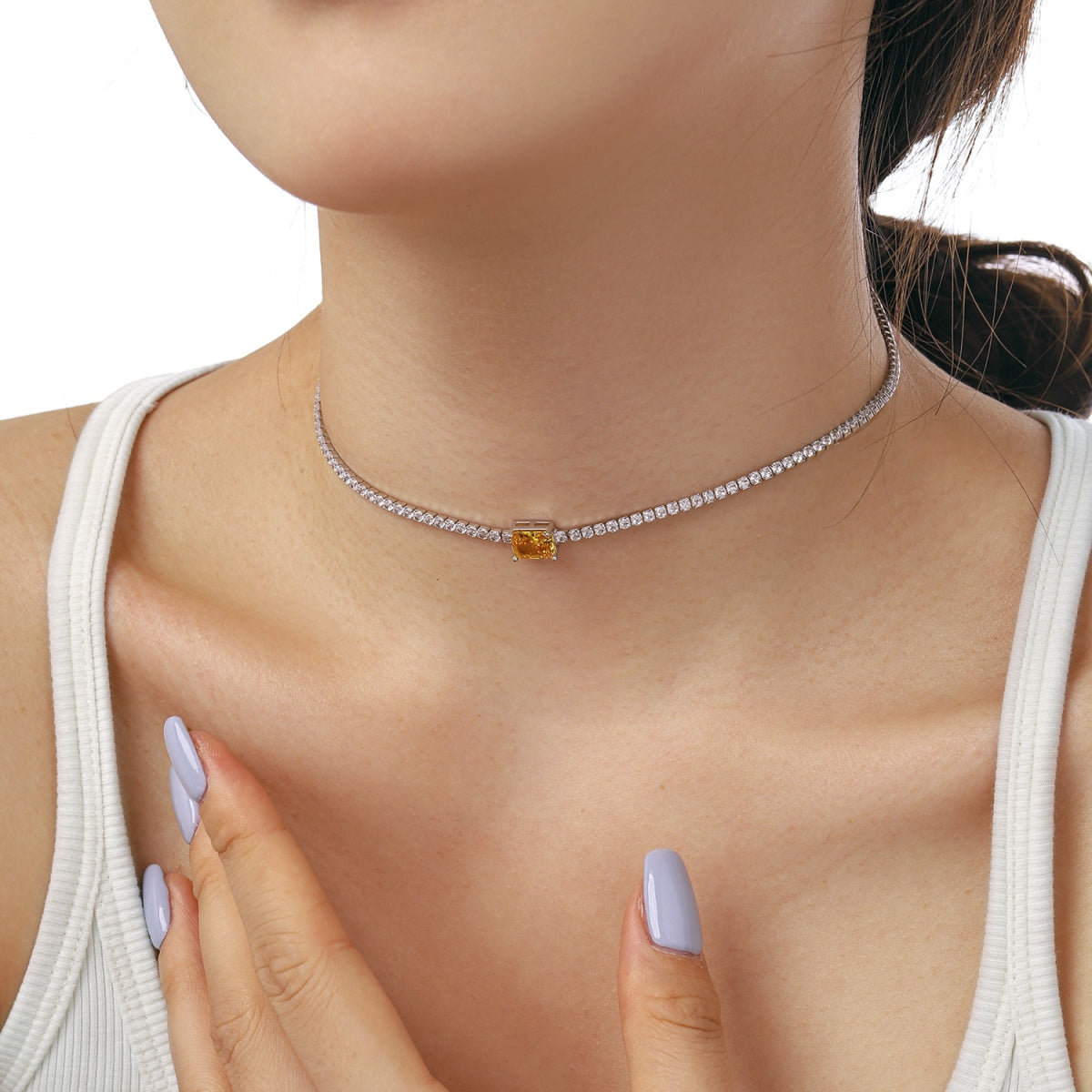 [HOT]2.0 carat Ornate Emerald Cut Necklace