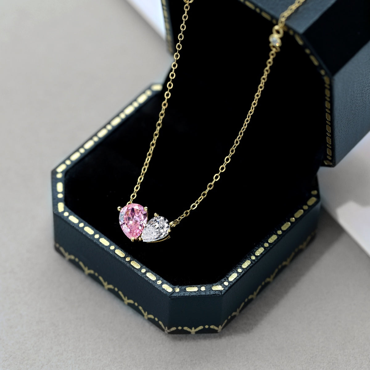 [HOT]Unique Heart Shape Necklace