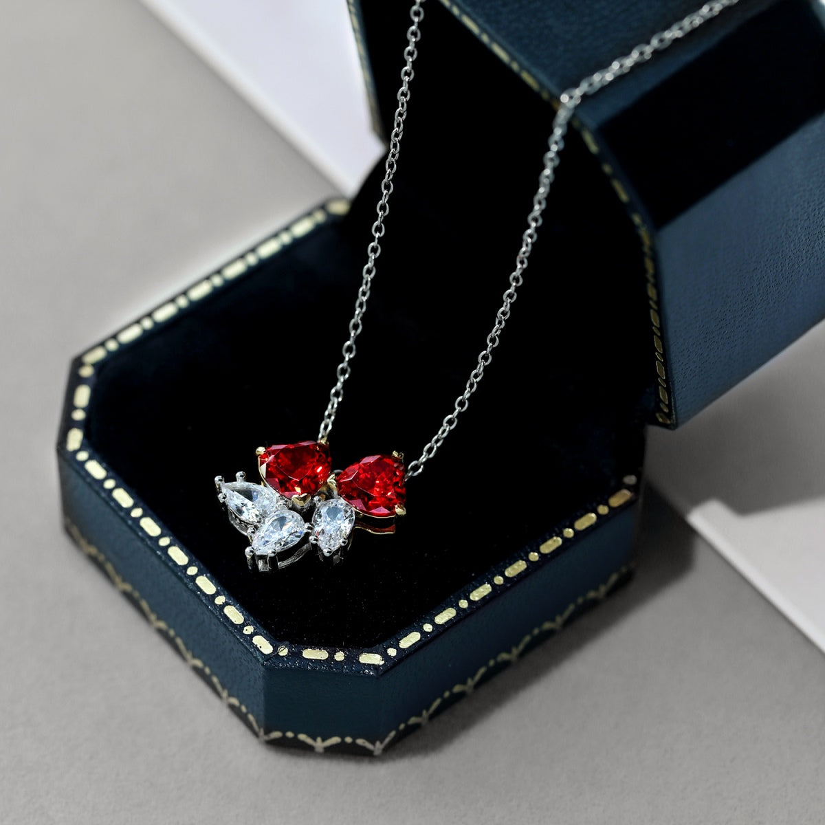 [HOT]Dainty Red Heart Necklace