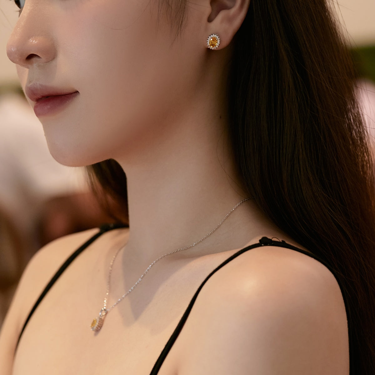 [HOT]Delicate Radiant Oval Cut Daily Earrings