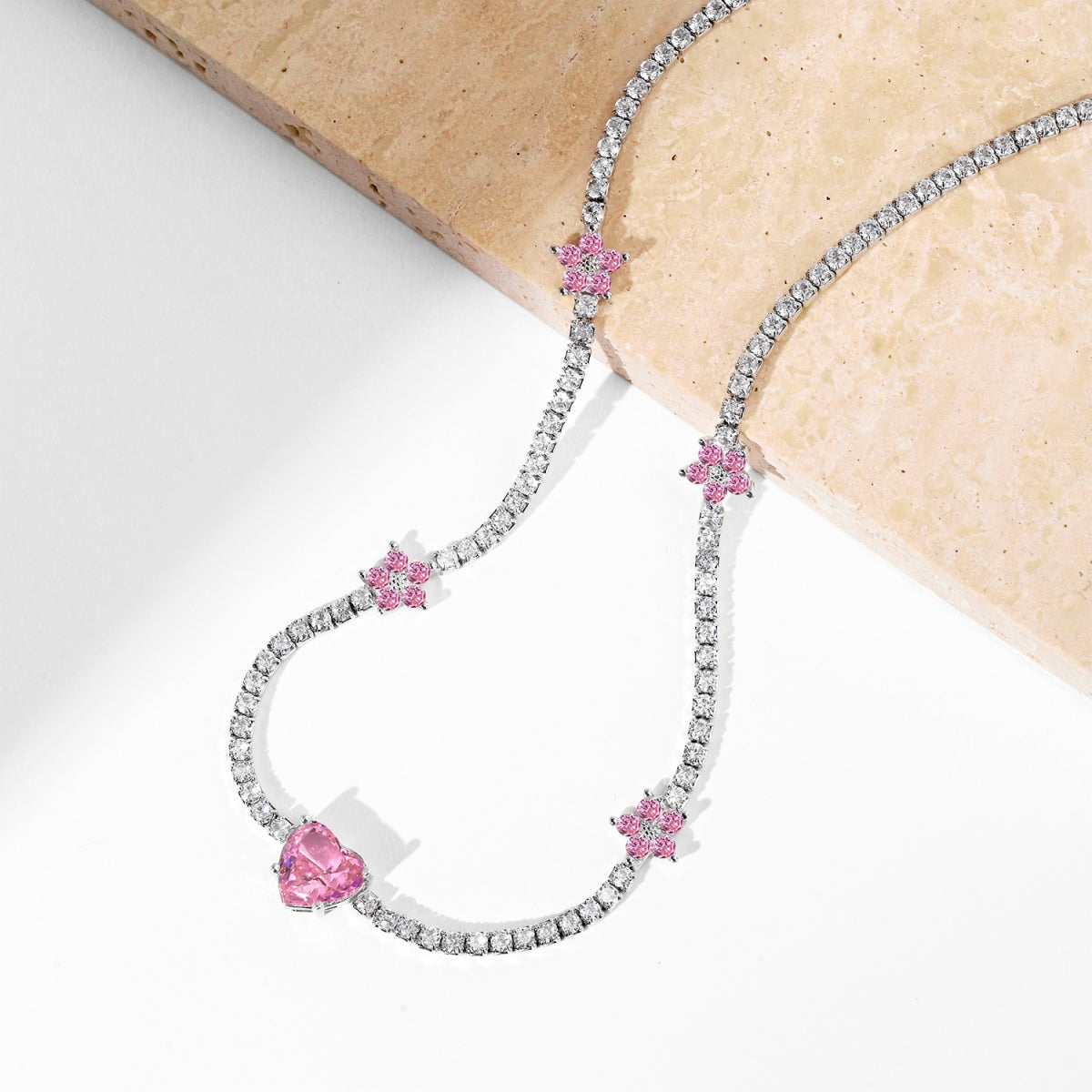 [HOT]Dazzling Pink Heart Flower Necklace
