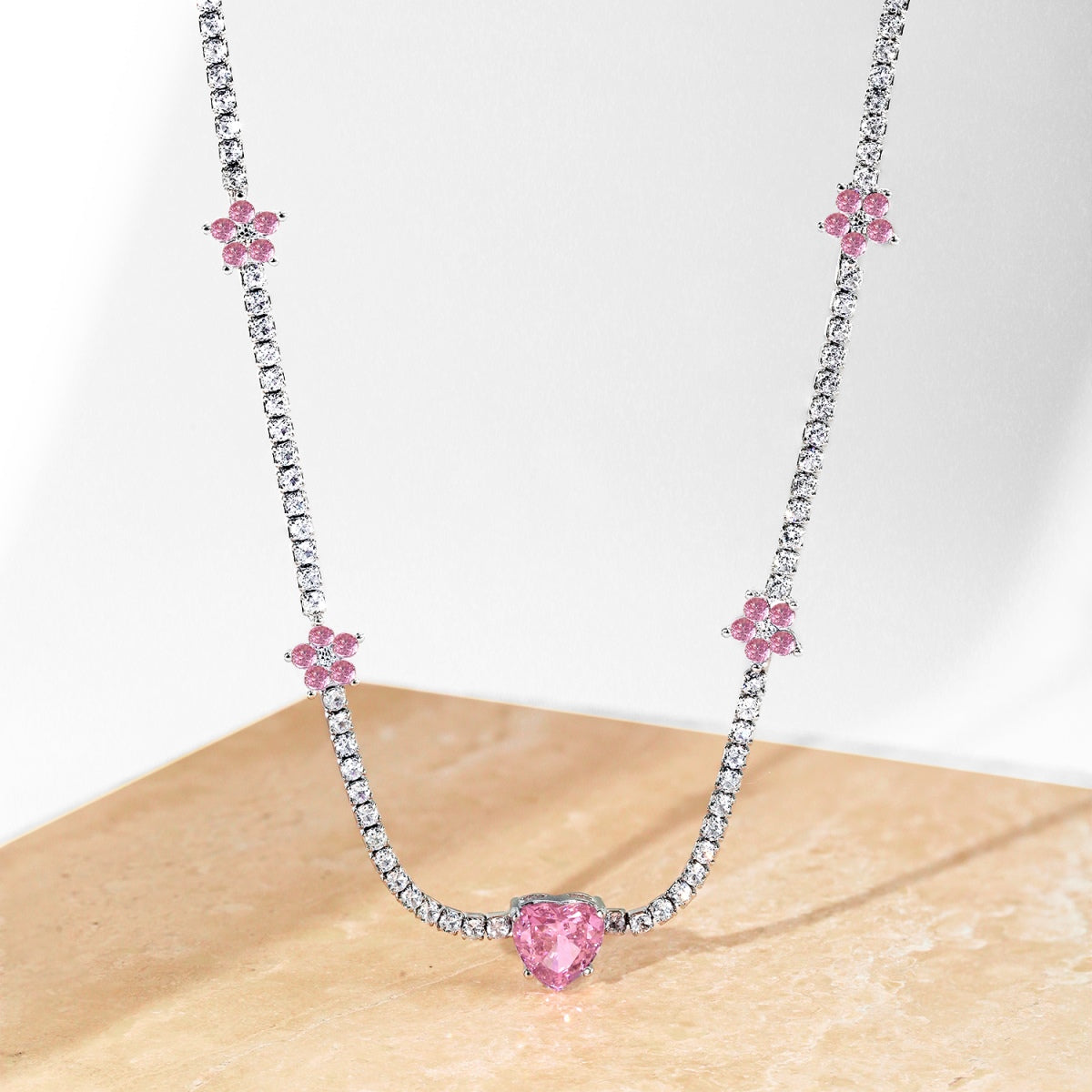 [HOT]Dazzling Pink Heart Flower Necklace