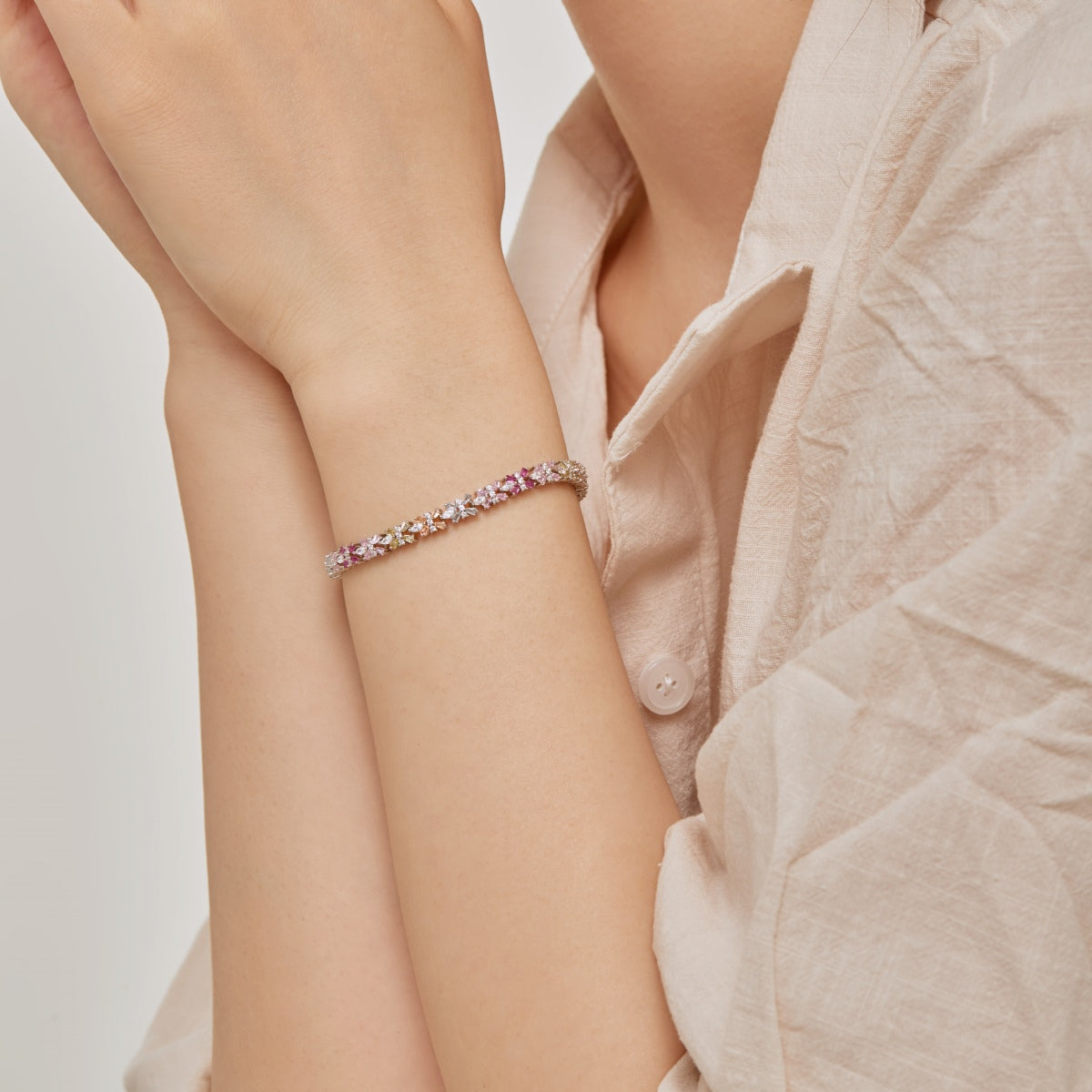 [HOT]Unique Colorful Butterfly Shape Party Bracelet