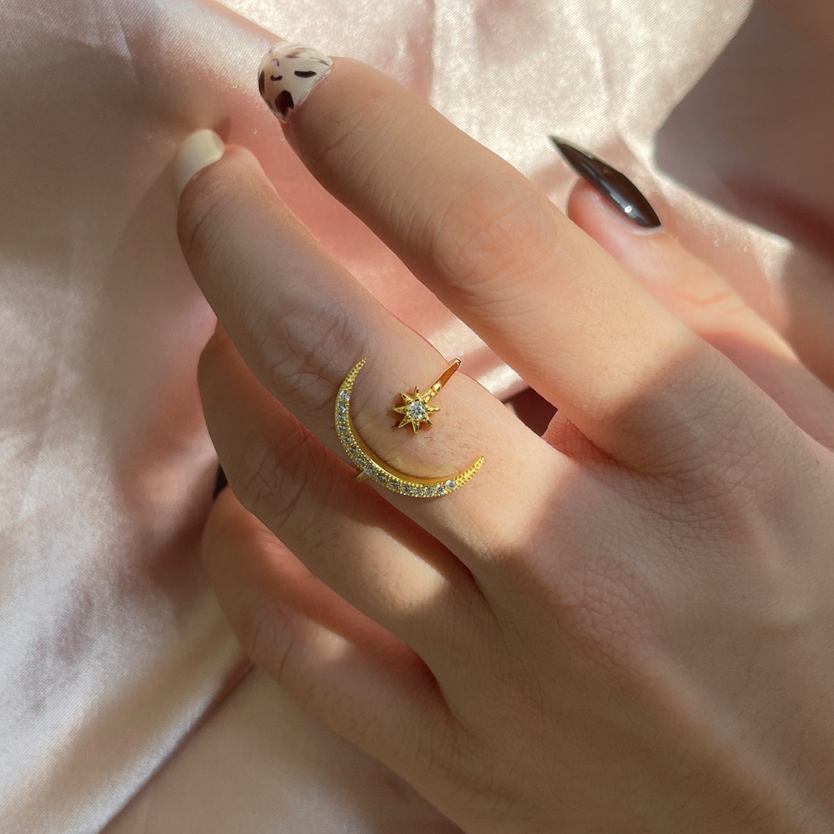 [HOT]Eternity Moon & Star Ring