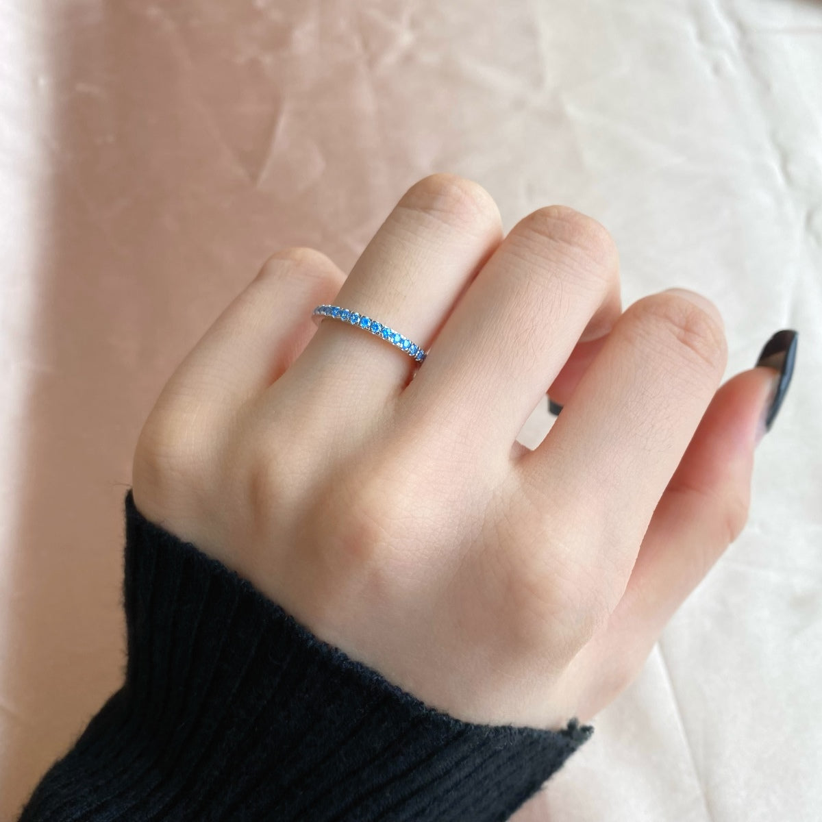 [HOT]Delicate Sparkling Round Cut Daily Ring