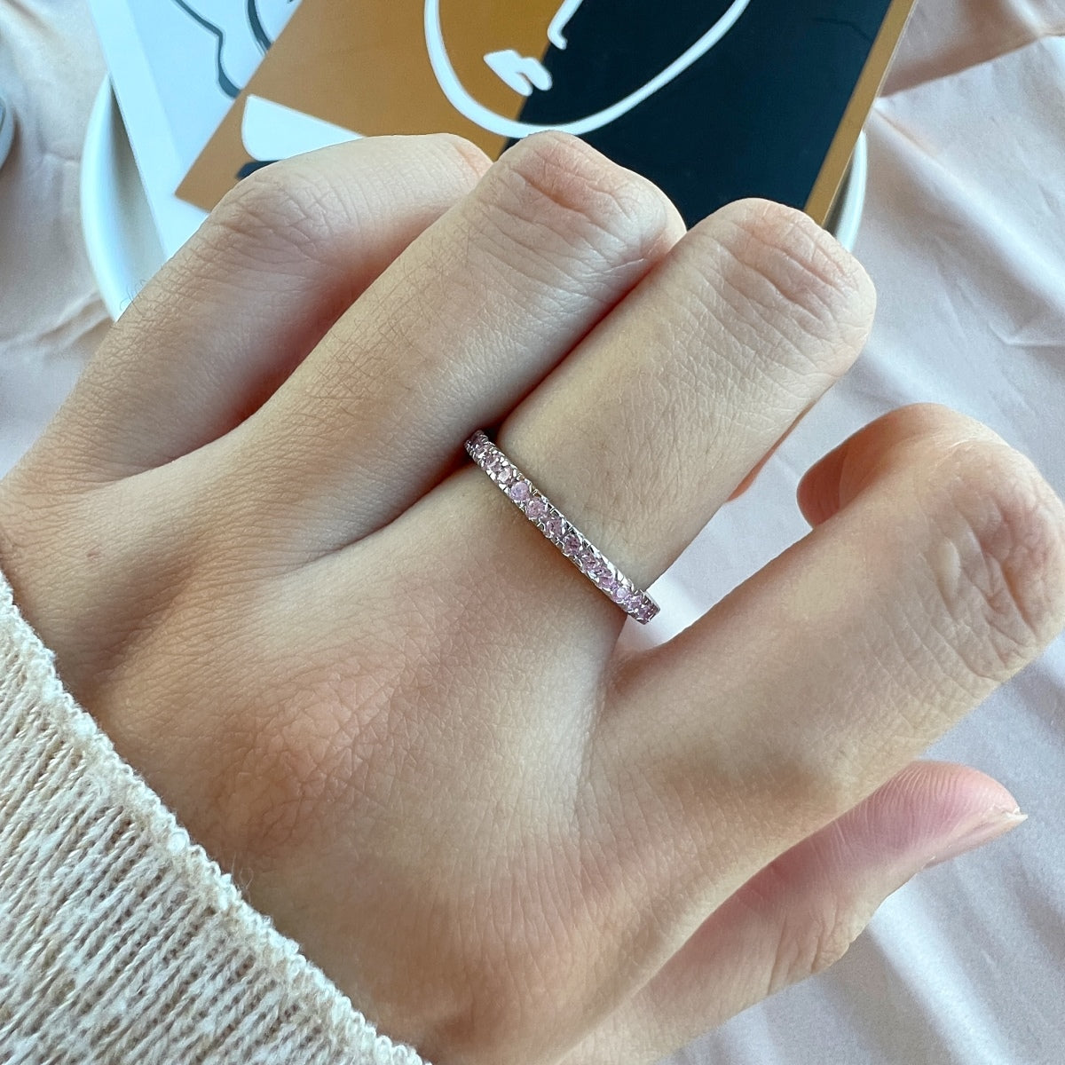 [HOT]Delicate Sparkling Round Cut Daily Ring