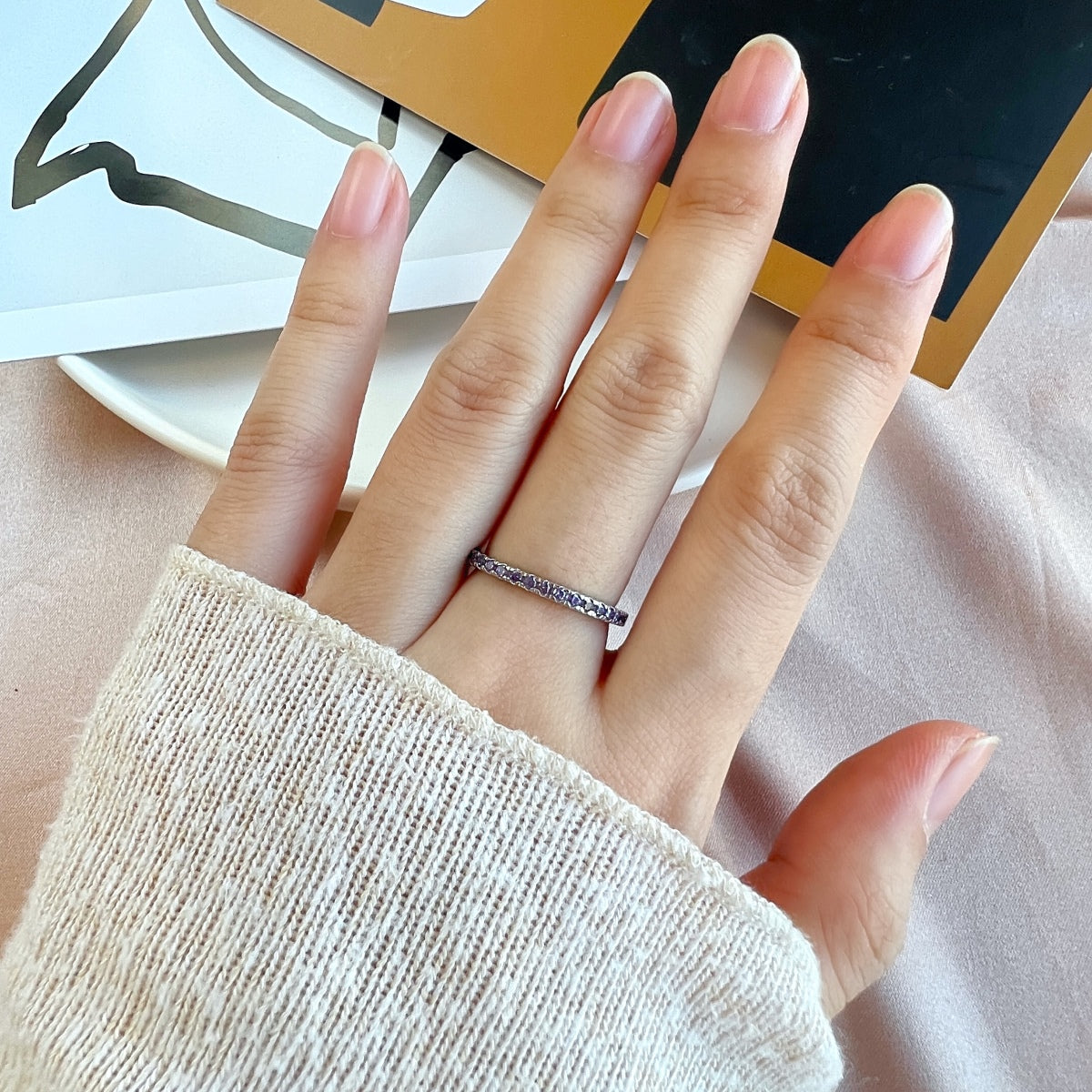 [HOT]Delicate Sparkling Round Cut Daily Ring