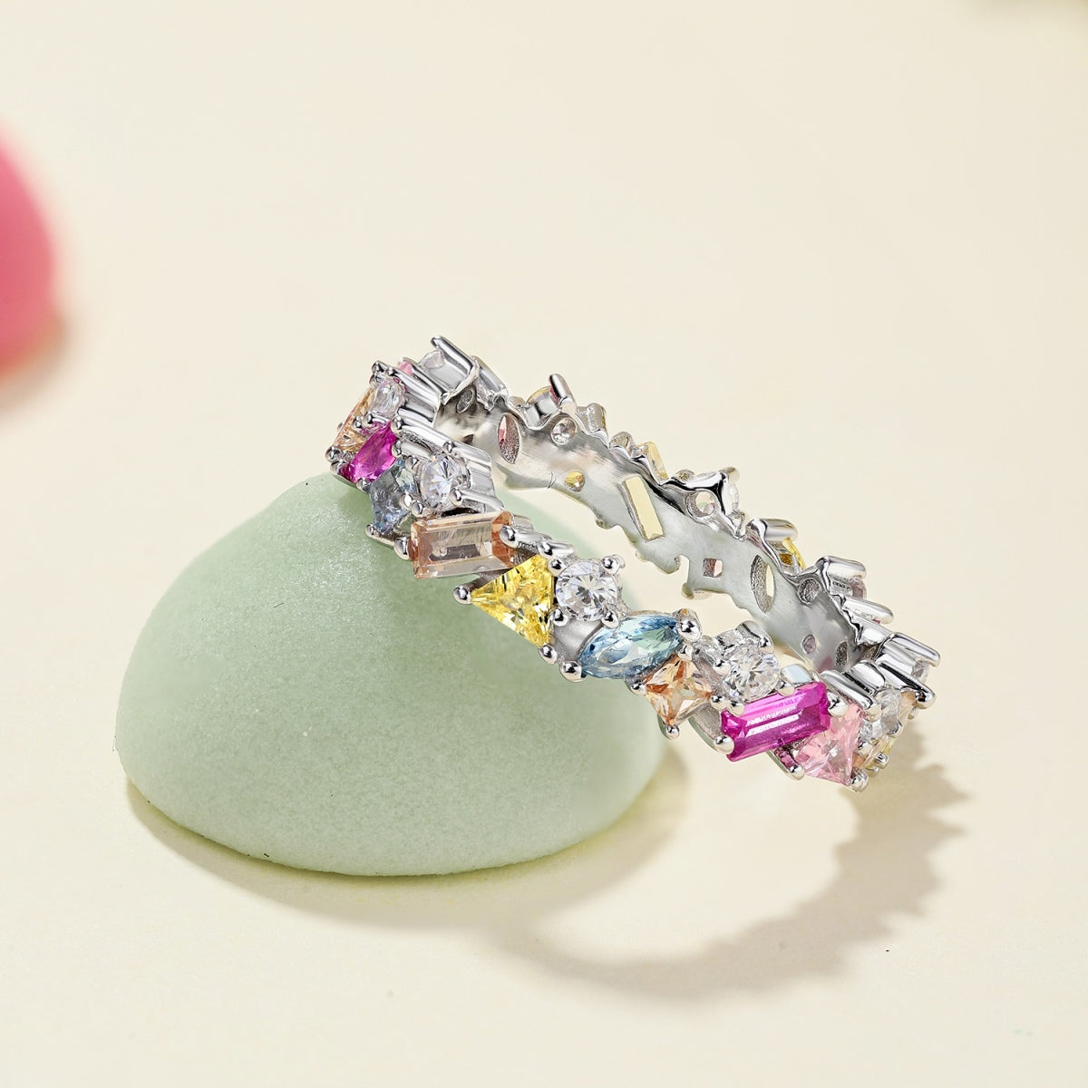 [HOT]Dazzling Polychromatic Multi cut Daily Ring
