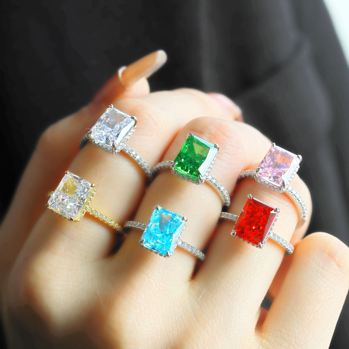 [HOT]4.0 Carat Luxurious Engagement Ring