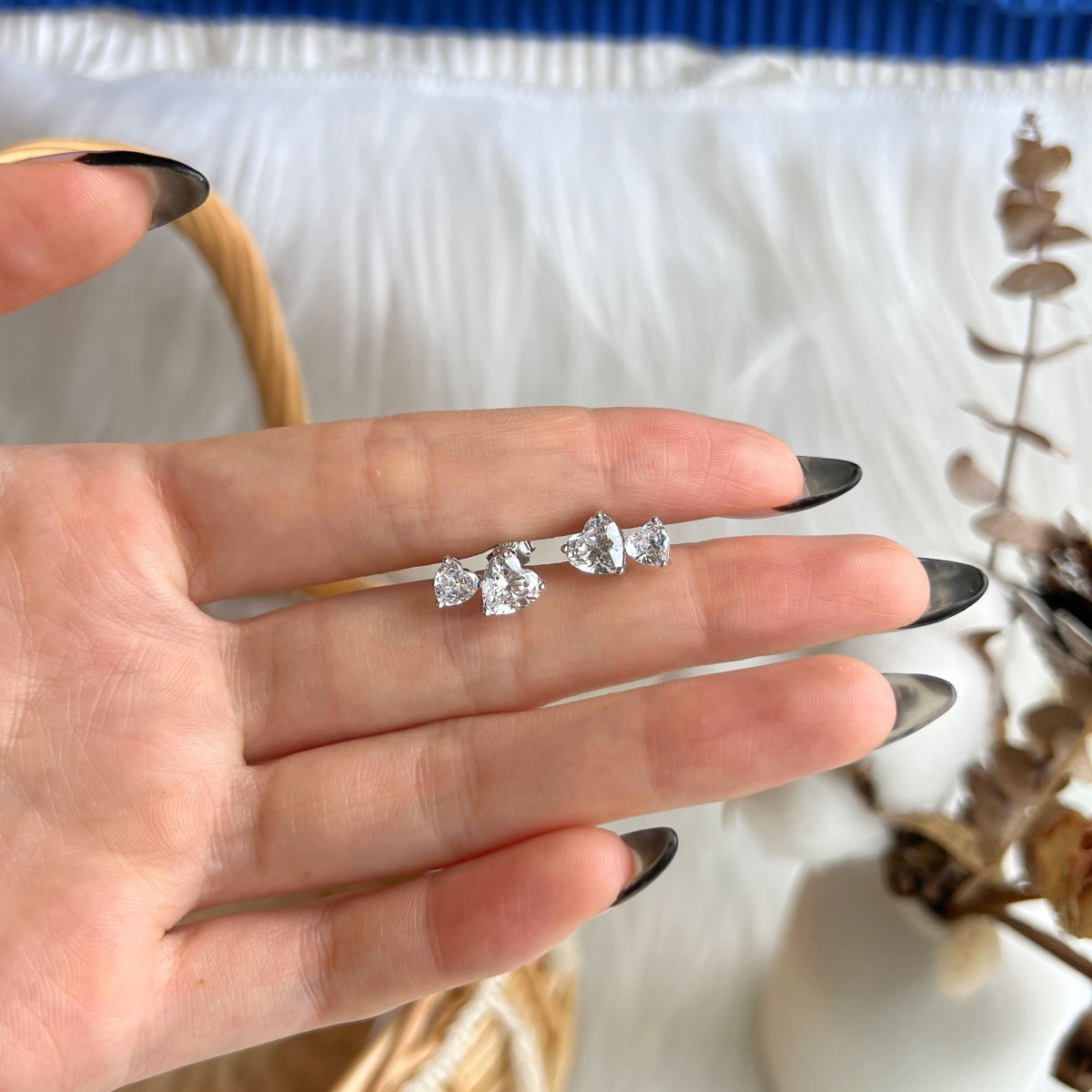 [HOT]Double Heart-Shape Classic Princess Style Earrings