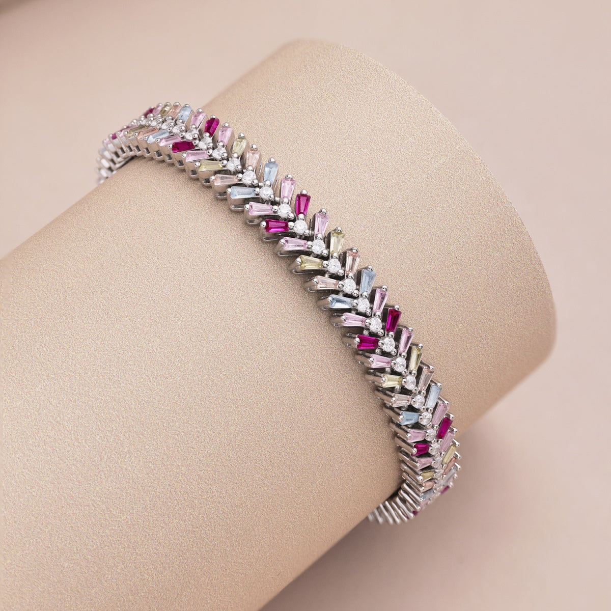 [HOT]Dainty Radiant Emerald Cut Daily Bracelet