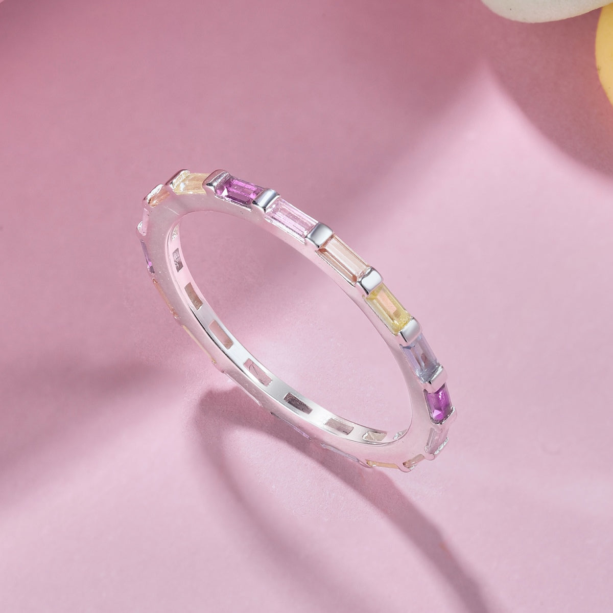 [HOT]Exquisite Multicolored Emerald Cut Daily Ring