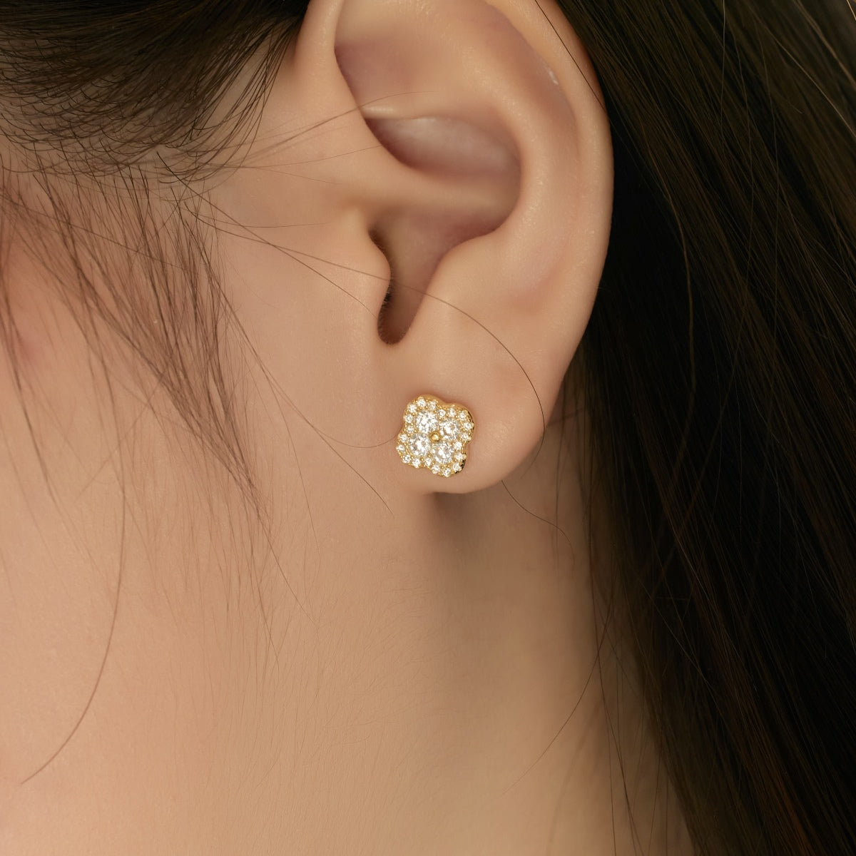 [HOT]Four-Leaf Clover Flower Shaped Earrings