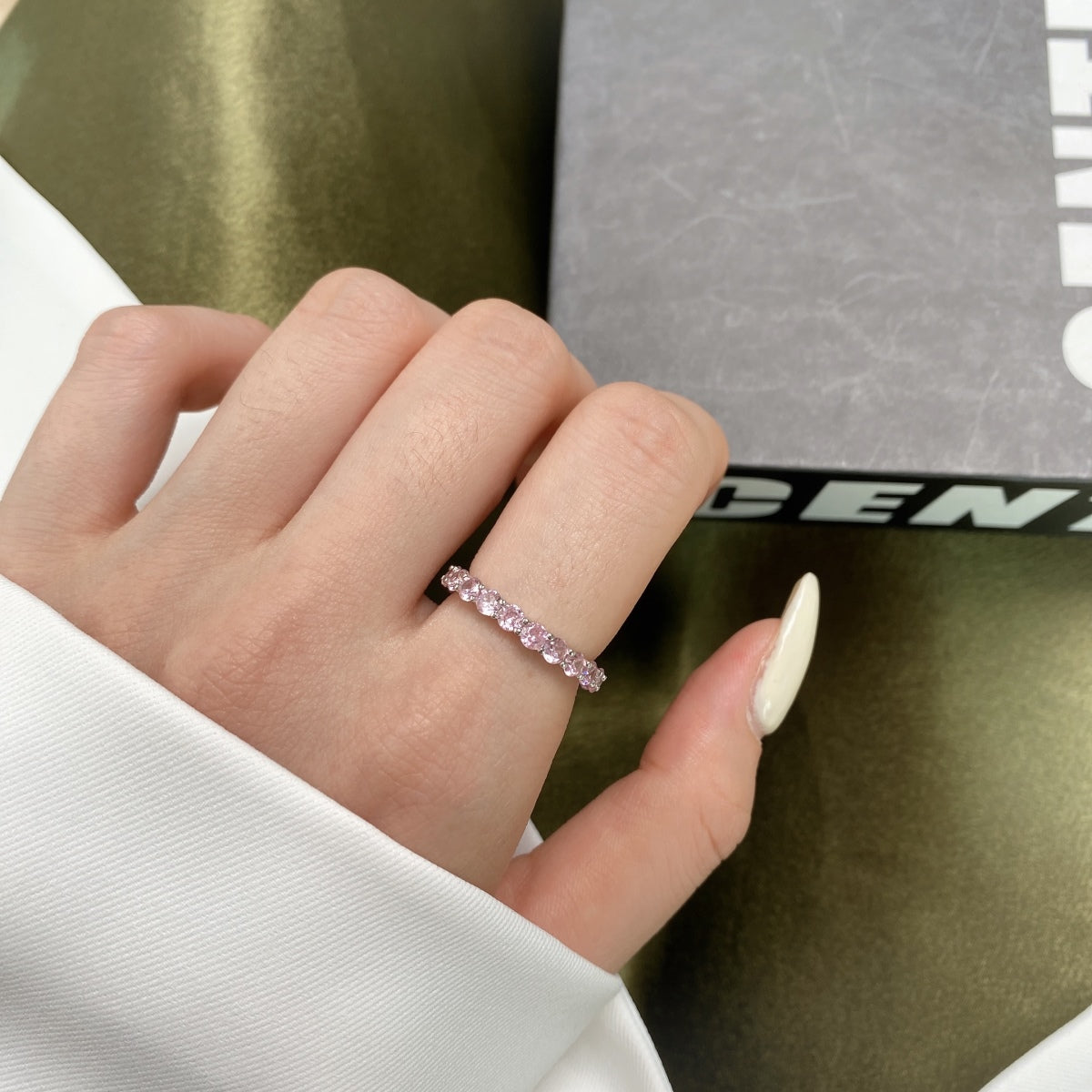 [HOT]Sparkling Round Cut Tennis Ring