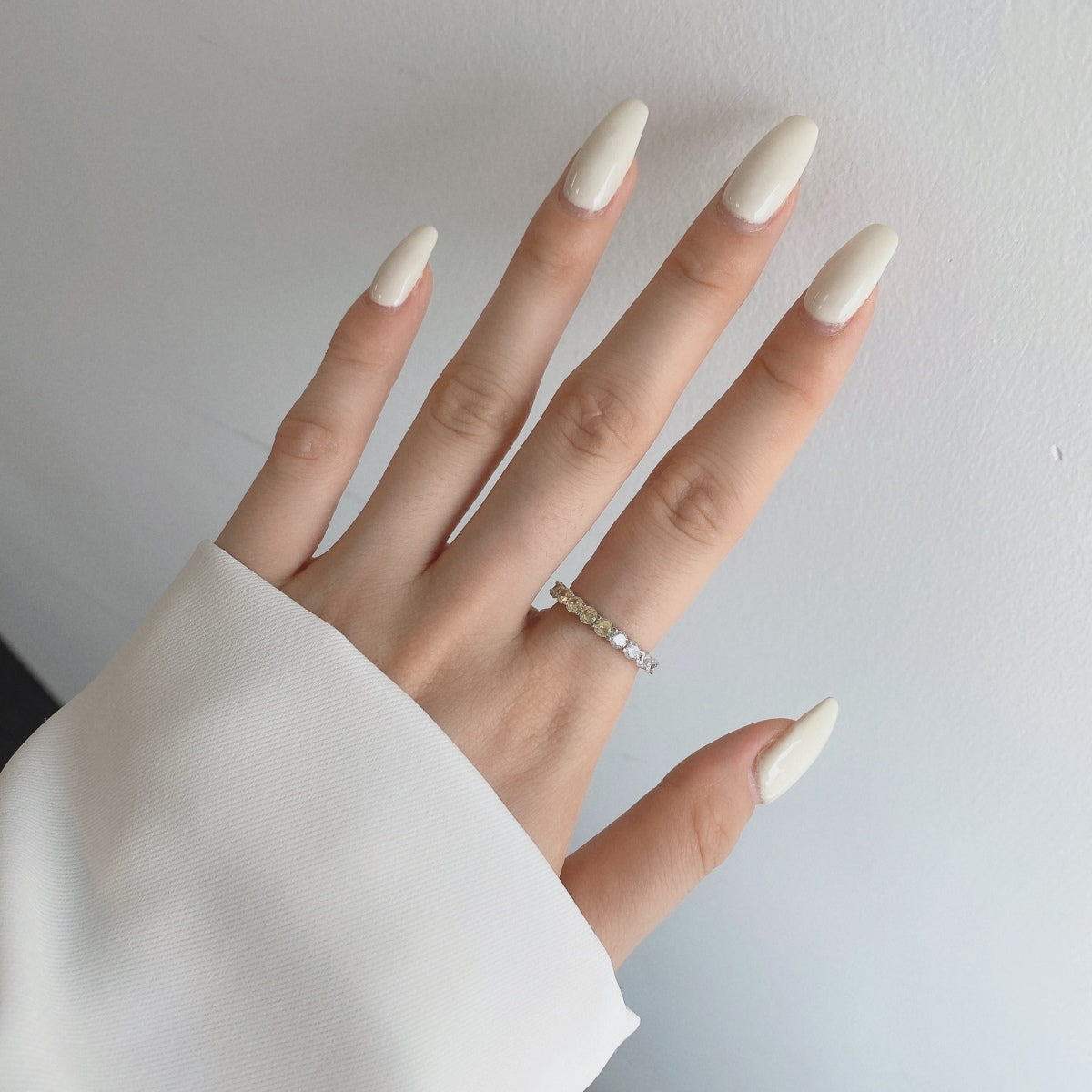 [HOT]Sparkling Round Cut Tennis Ring