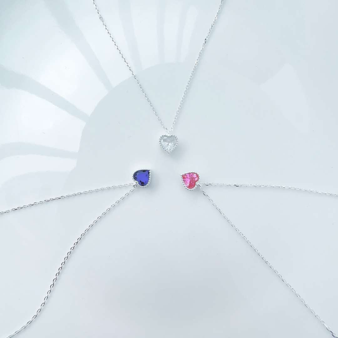 [HOT]Ornate Heart Shape Necklace