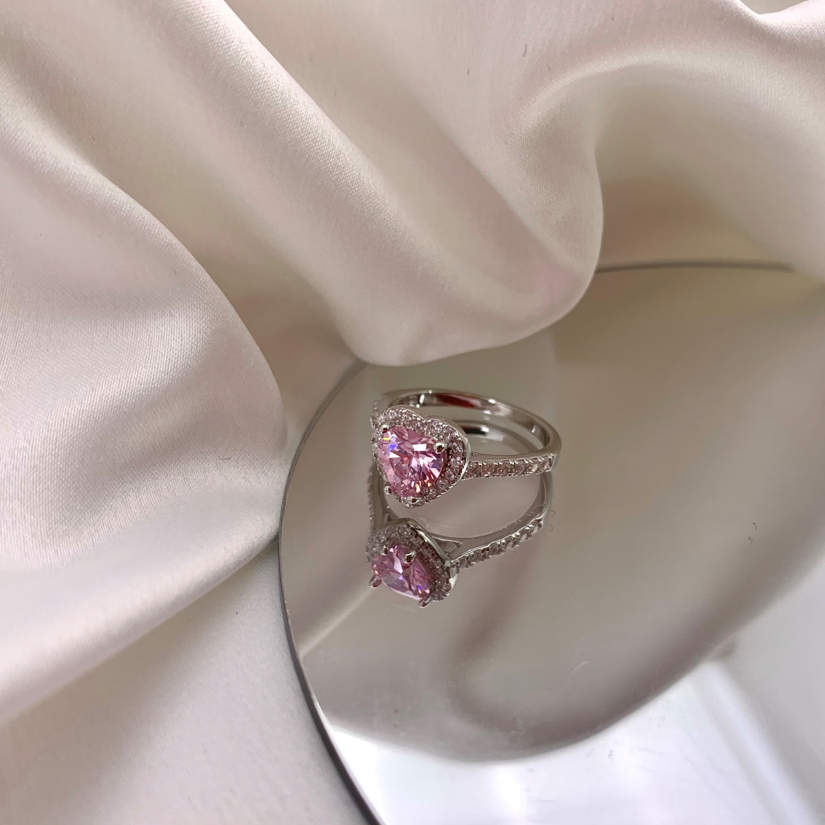 [HOT]Eternity Splashy Romantic Heart Shape Lover Ring