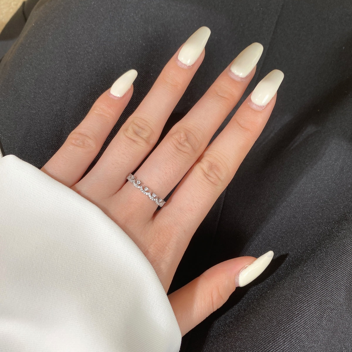 [HOT]Elegant Resplendent Round Shape Party Ring