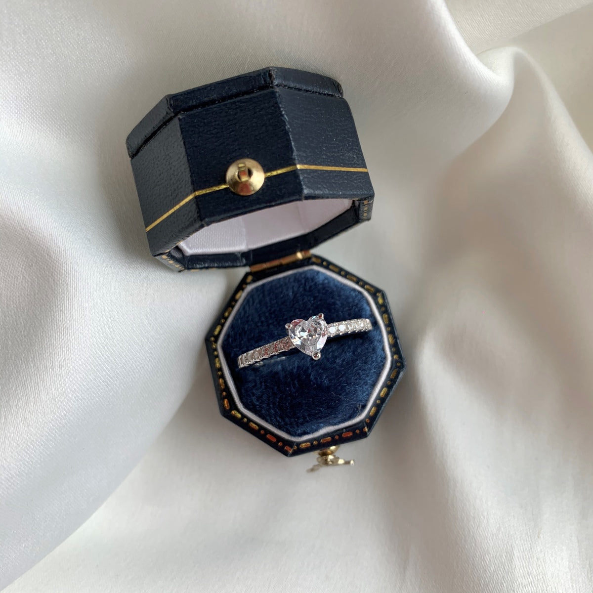 [HOT]0.5 Carat CaratEternity Charming Heart Shape Lover Ring