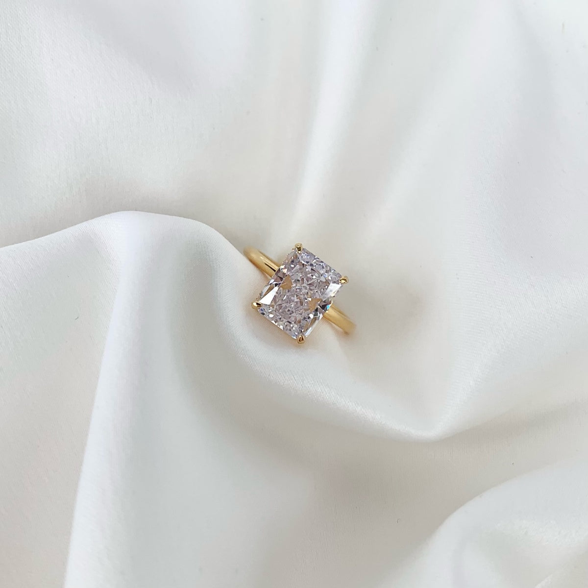 [HOT]4.0 Carat Ornate Enchanting Radiand Cut Banquet Ring