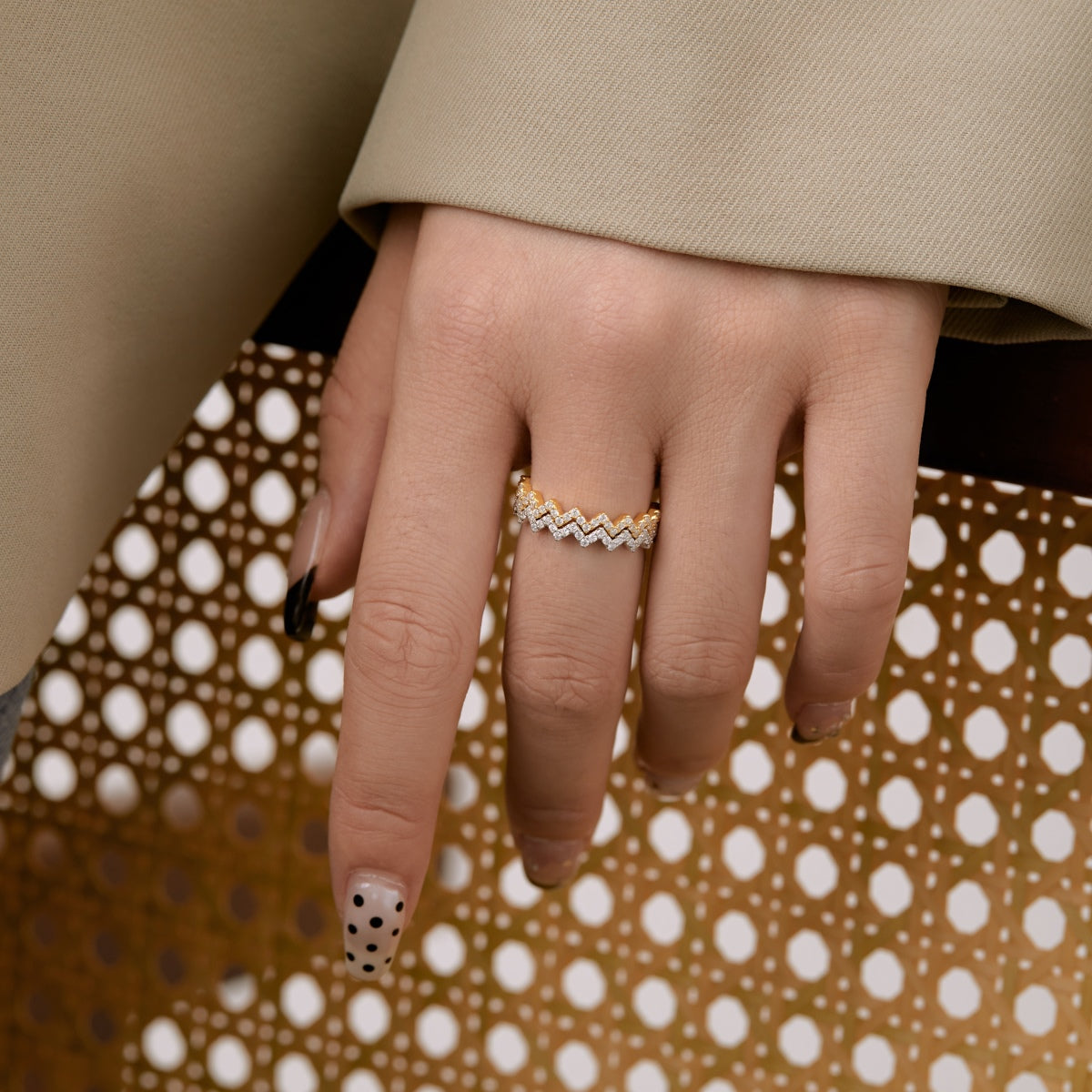 [HOT]Delicate Enchanting Wave Shape Daily Ring