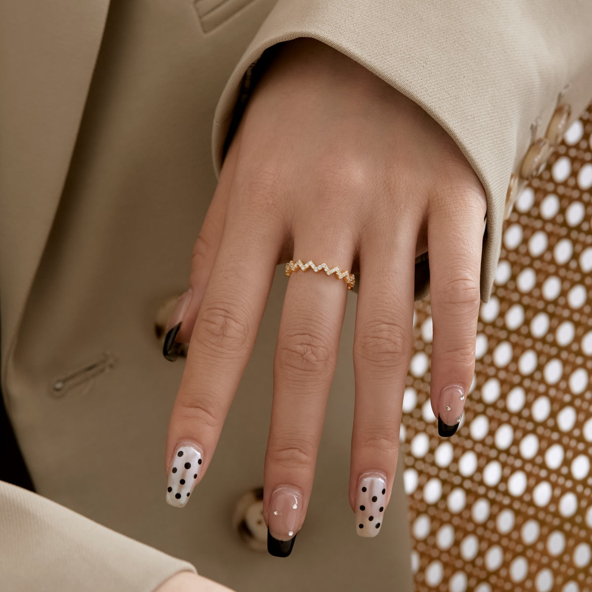 [HOT]Delicate Enchanting Wave Shape Daily Ring