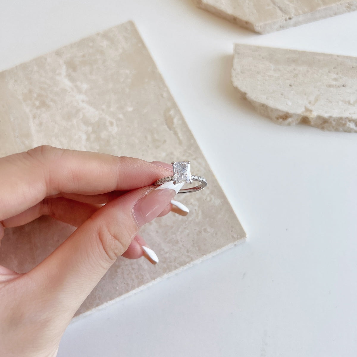 [HOT]2.0 Carat Dazzling Sparkling Radiant Cut Party Ring