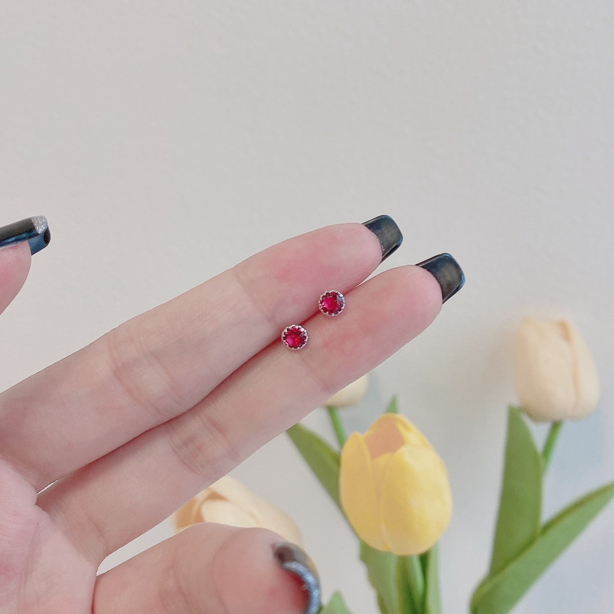 [HOT]Sparkling Colorful Round Shape Earrings