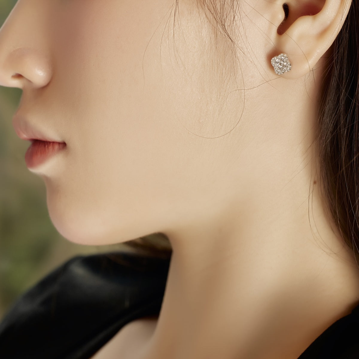 [HOT]Four-Leaf Clover Flower Shaped Earrings