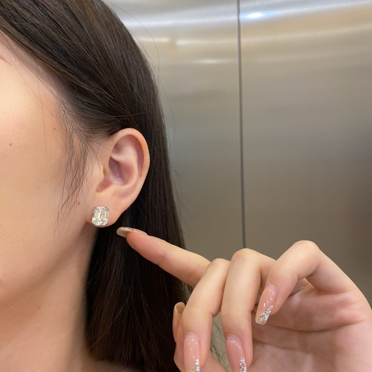 [HOT]Dazzling Square Shape Earrings