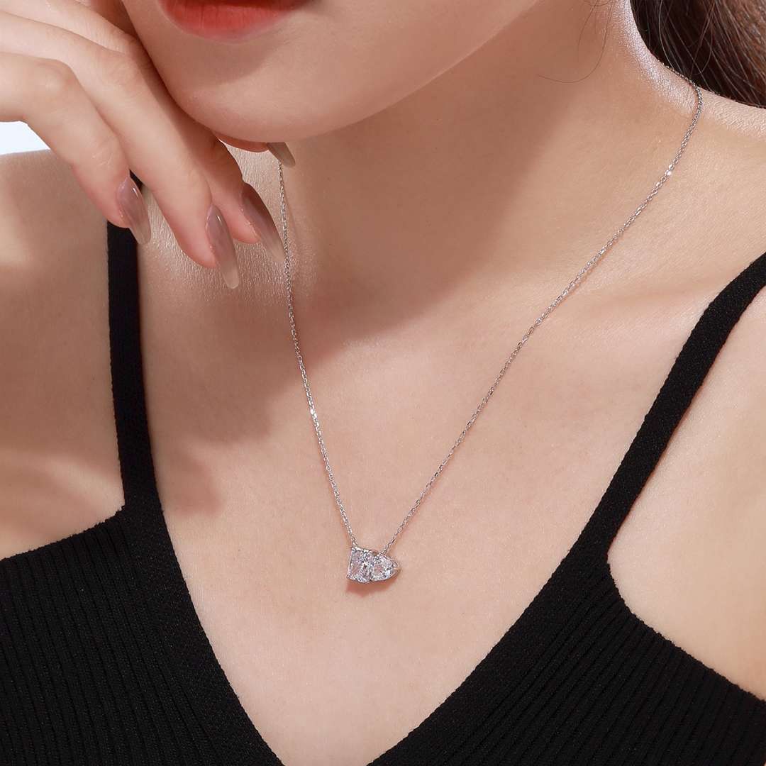 [HOT]Dazzling Square & Heart Shape Necklace