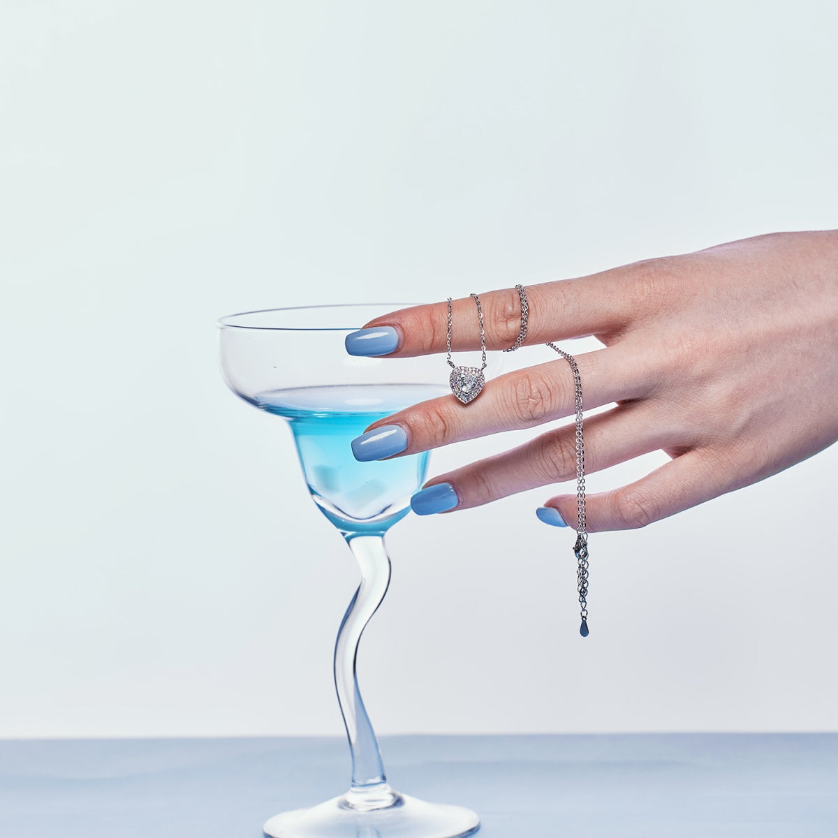 [HOT]Exquisite Heart Shape Necklace