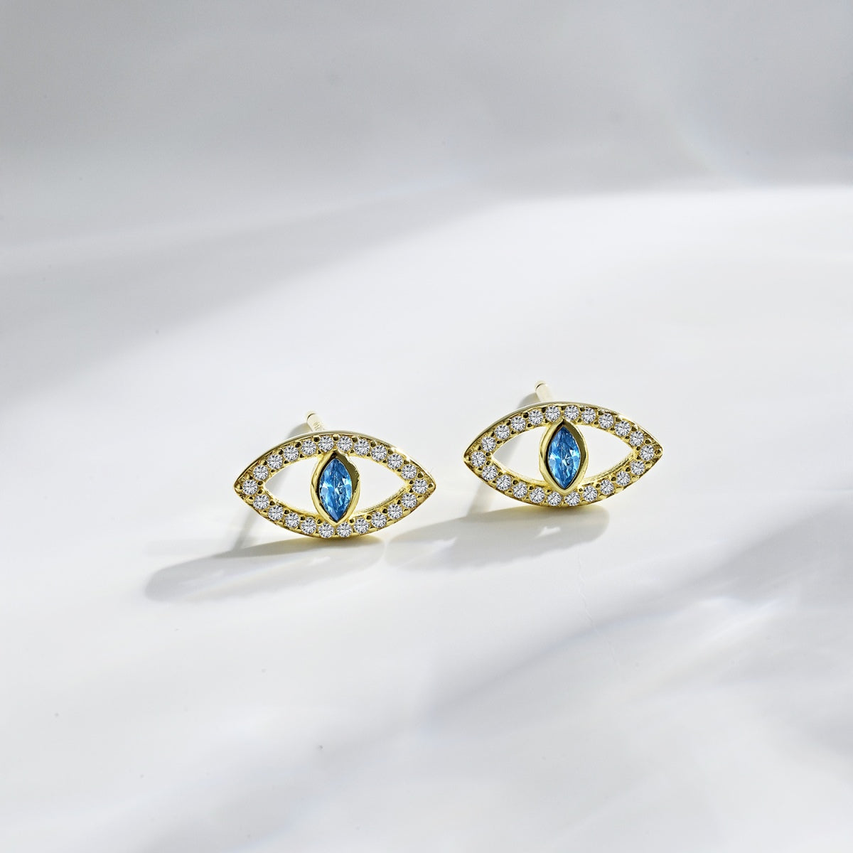 [HOT]Blue Devil Eyes Hollow Stud Earrings