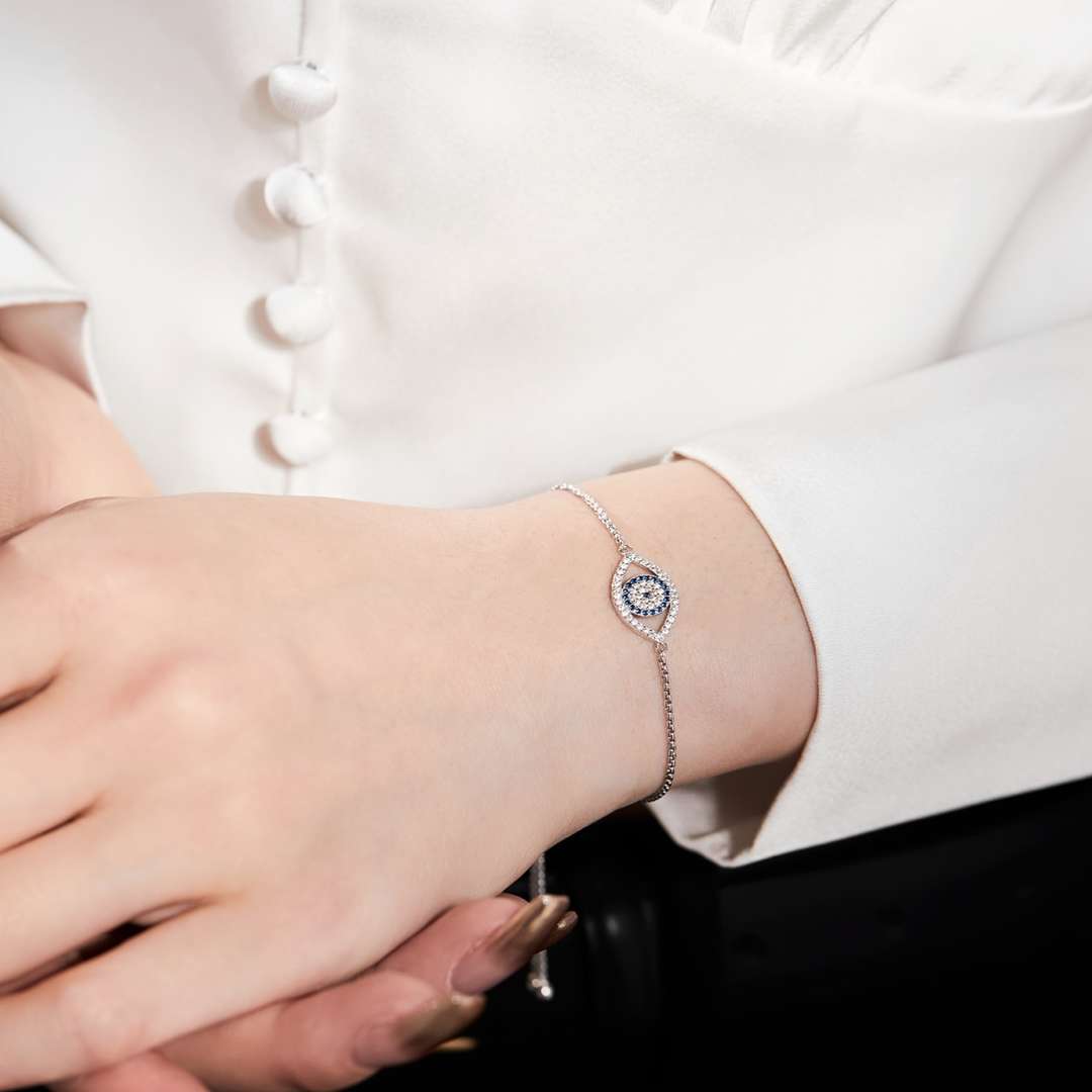 [HOT]Dazzling Eye Shape Necklace