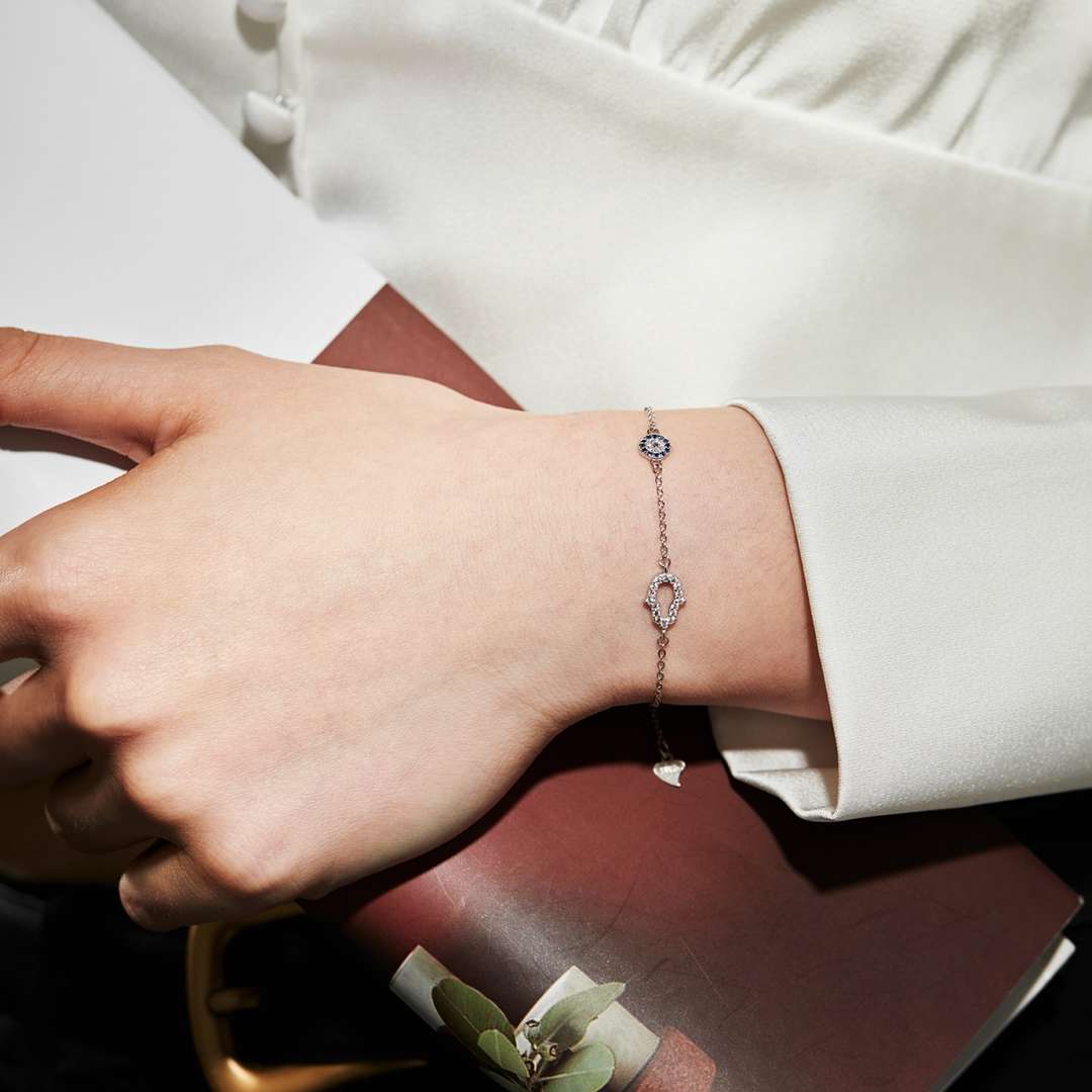 [HOT]Gost Shape & Round Shape Necklace