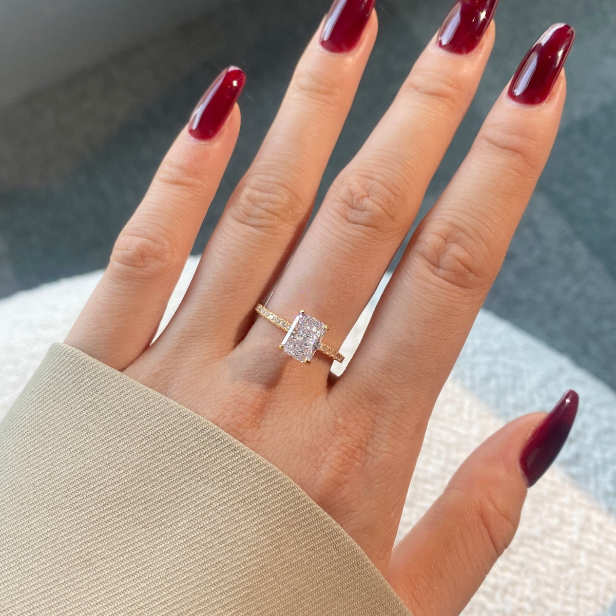 [HOT]2.0 Carat Dazzling Sparkling Radiant Cut Party Ring